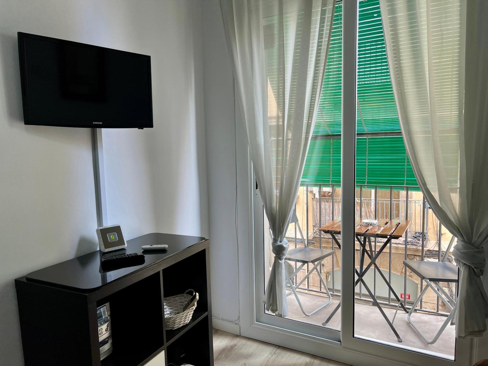 Bonito Apartamento En Raval Bcn Cerca De Todo Apartment *