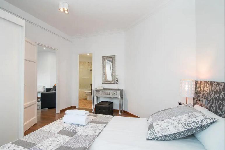 Autentic Monumental Apartamento
