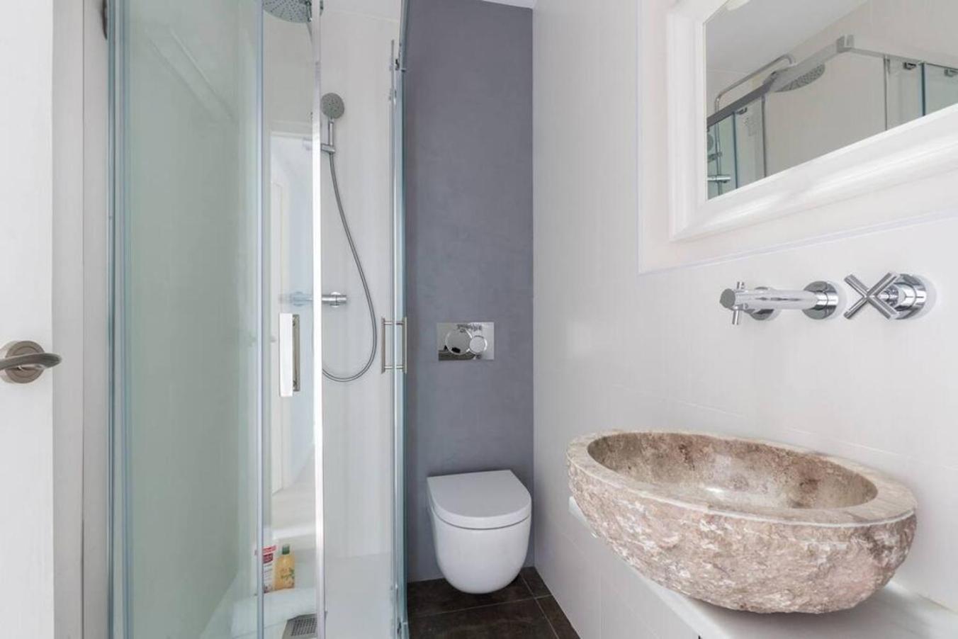 2 Bdr Penthouse In Grcia