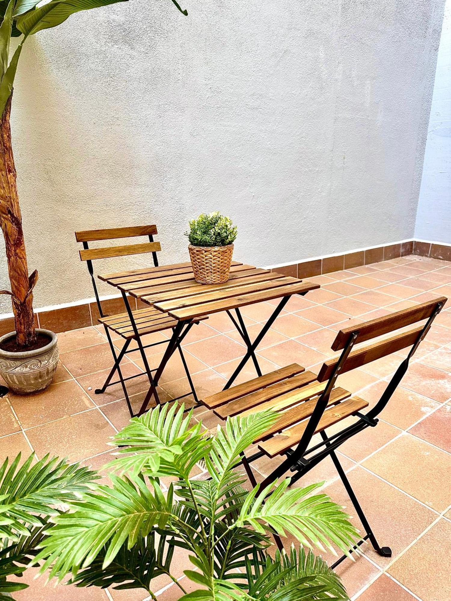 Monturiol Apartment