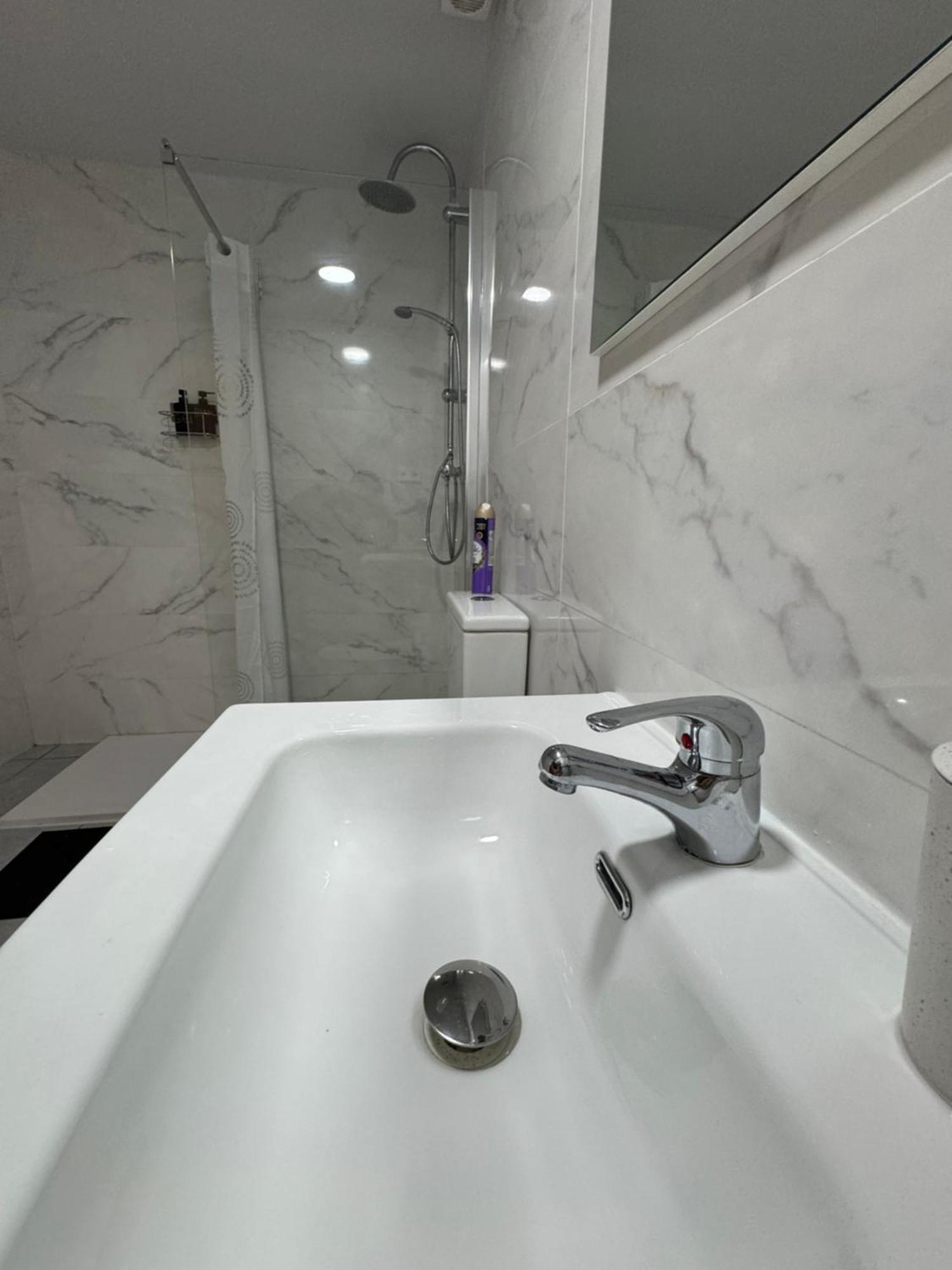 Apartment Habitacion Para Tu Estadia Corta En Bcn Barcelona