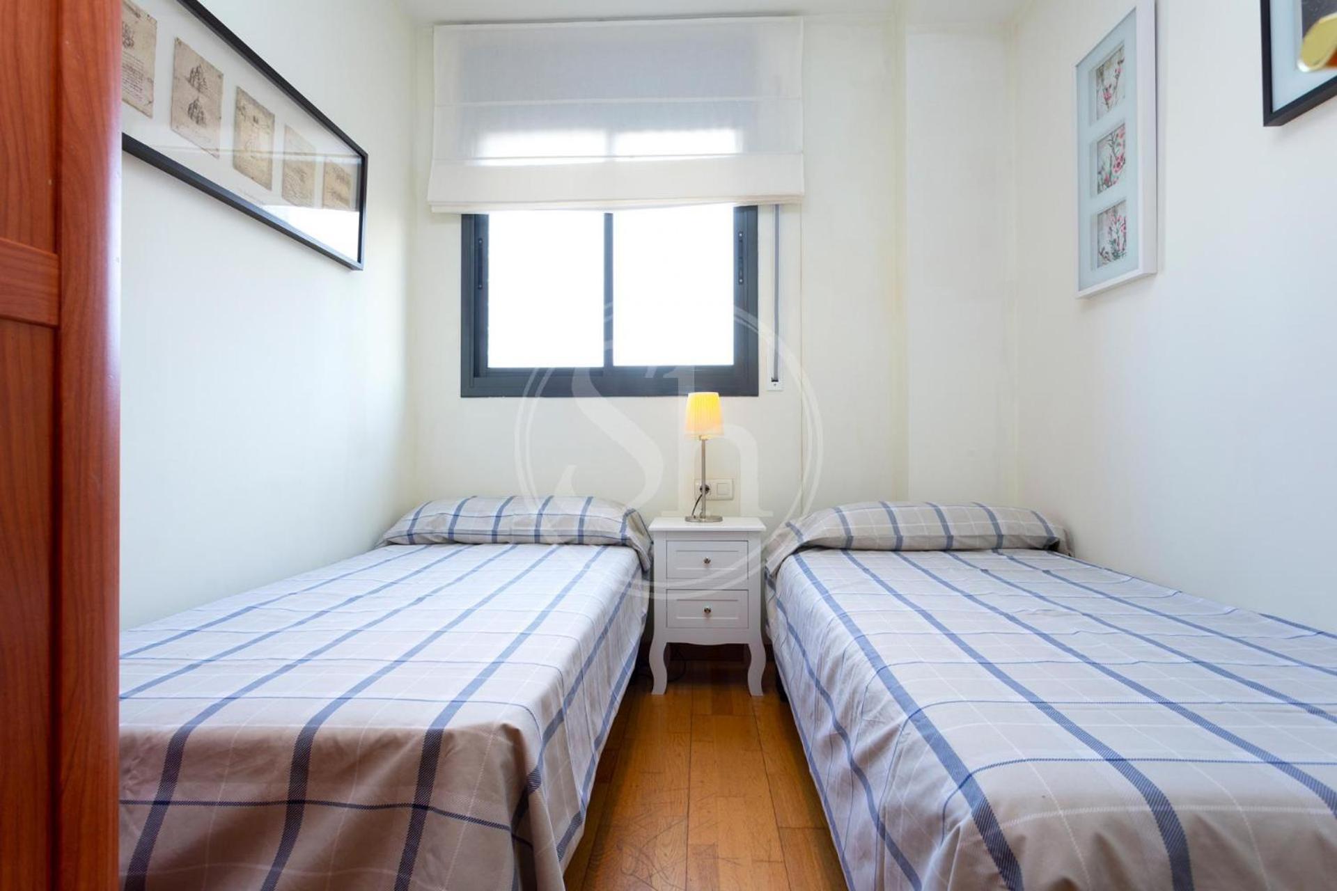 Comodo Junto A Hospital Sant Pau Apartamento *