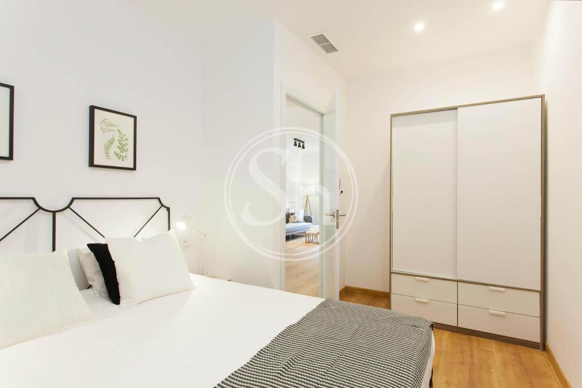 Moderno Y Bonito Apartamento En Urgell