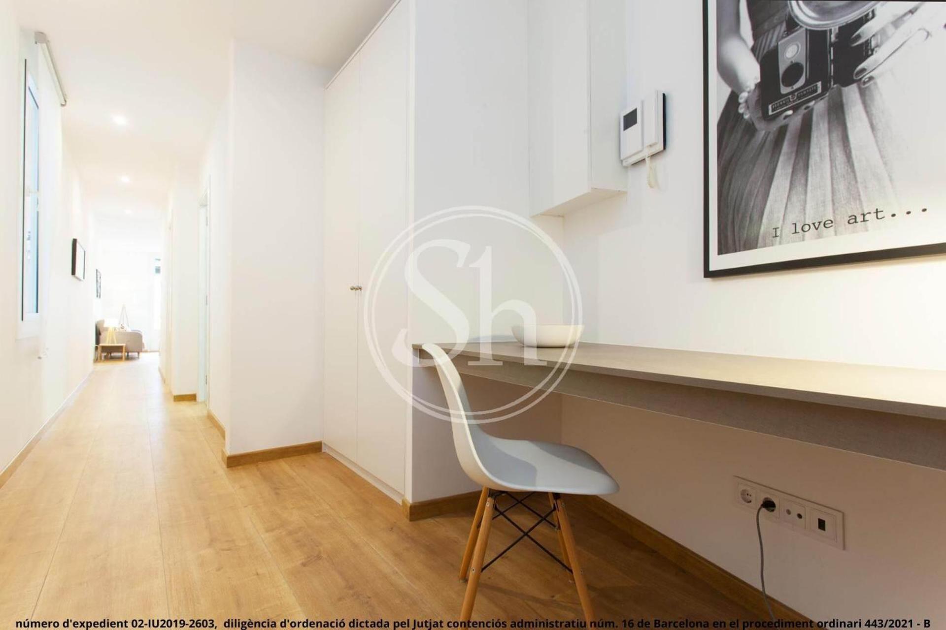 Apartamento Moderno En Urgell Apartamento *