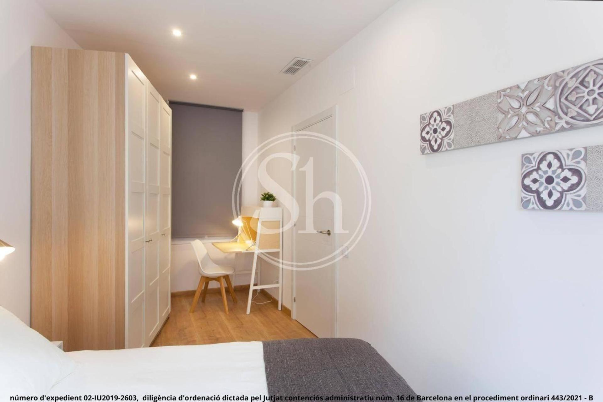 Apartamento Moderno En Urgell Barcelona