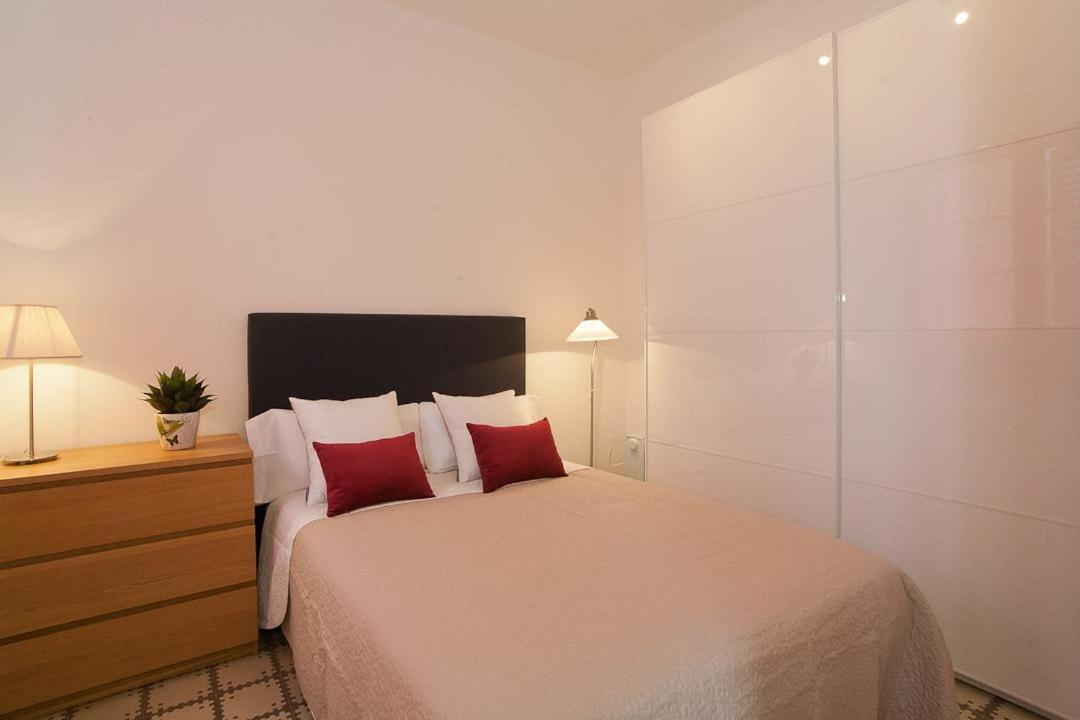 Apartment En Avenida Gaudi Barcelona