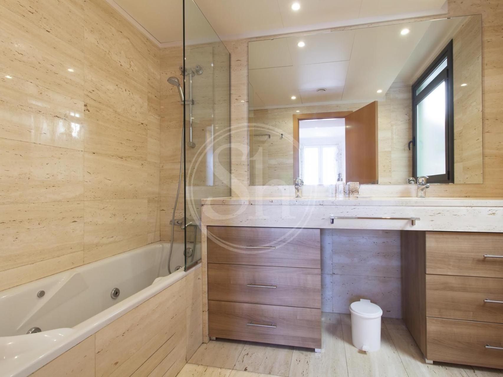 Paseo De Gracia Apartamento *