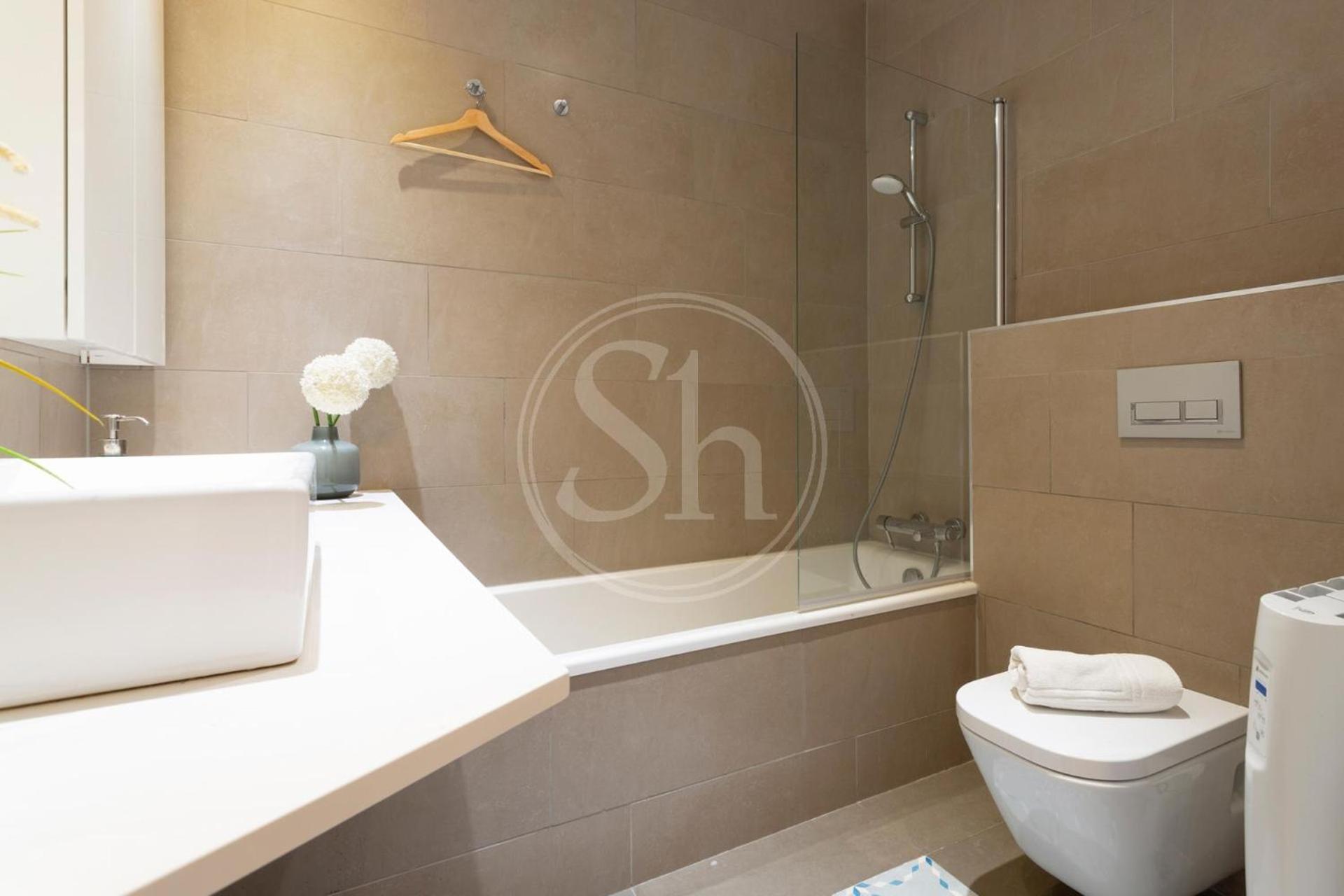 Apartamento Moderno Familiar En Eixample Barcelona
