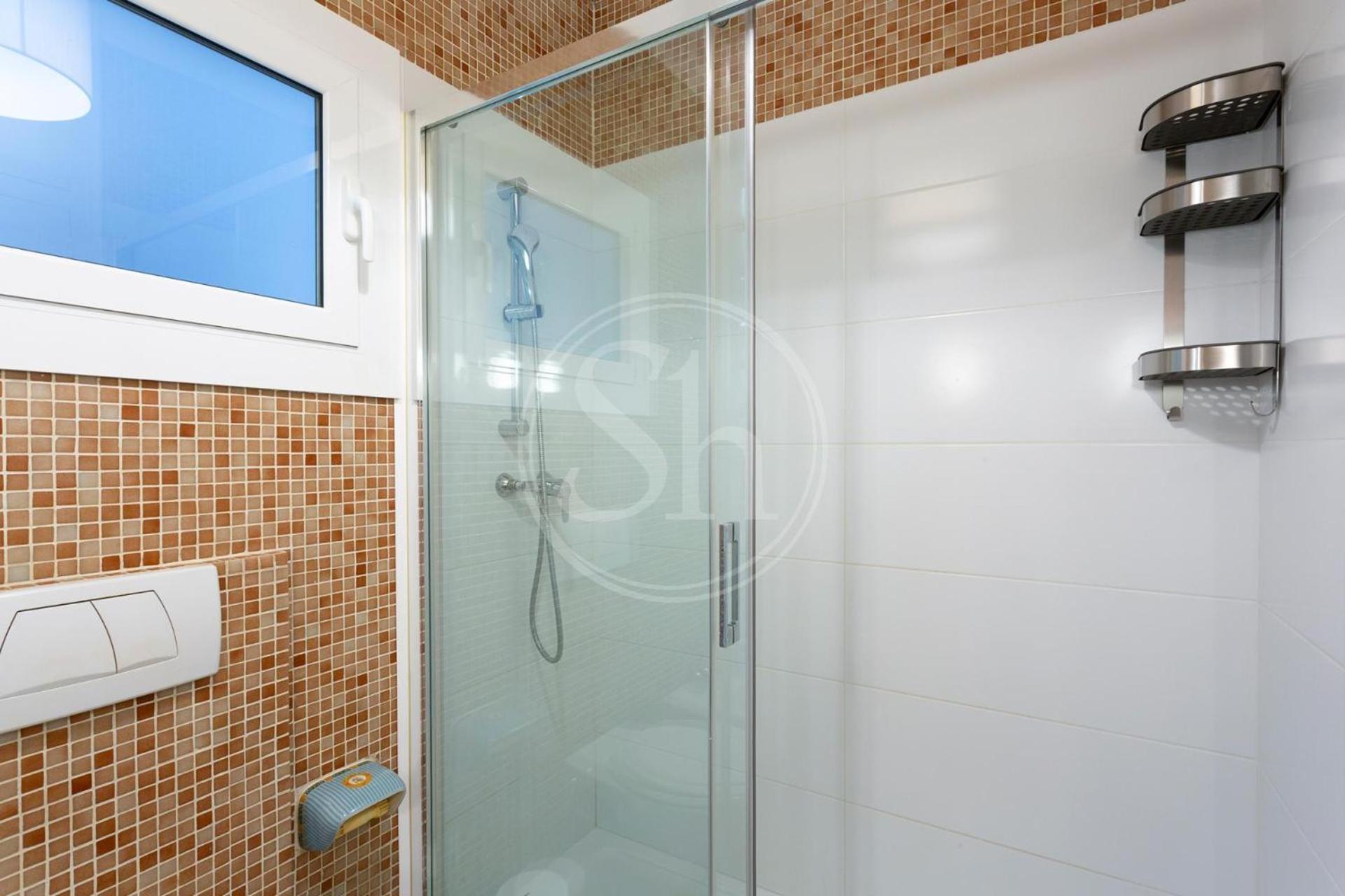 Comodo Piso En Eixample Apartamento *