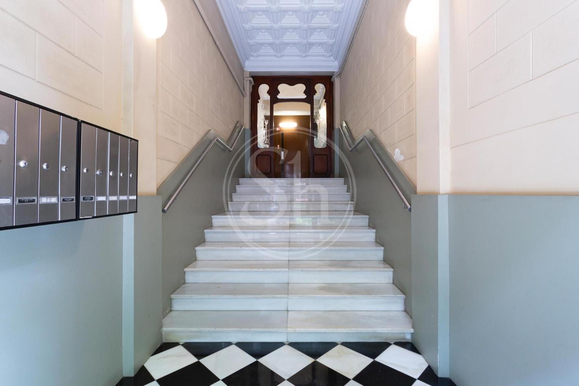 Apartamento Comodo Piso En Eixample Barcelona