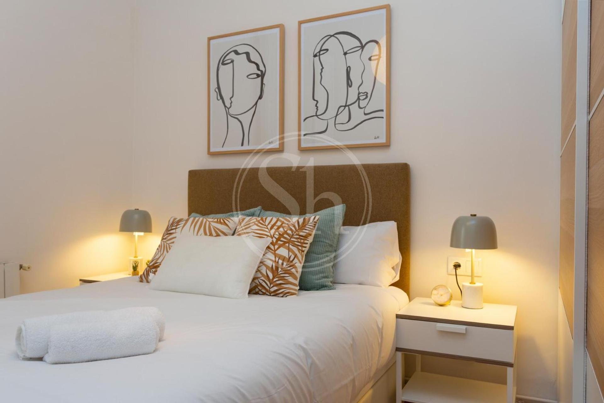 Comodo Piso En Eixample Apartamento