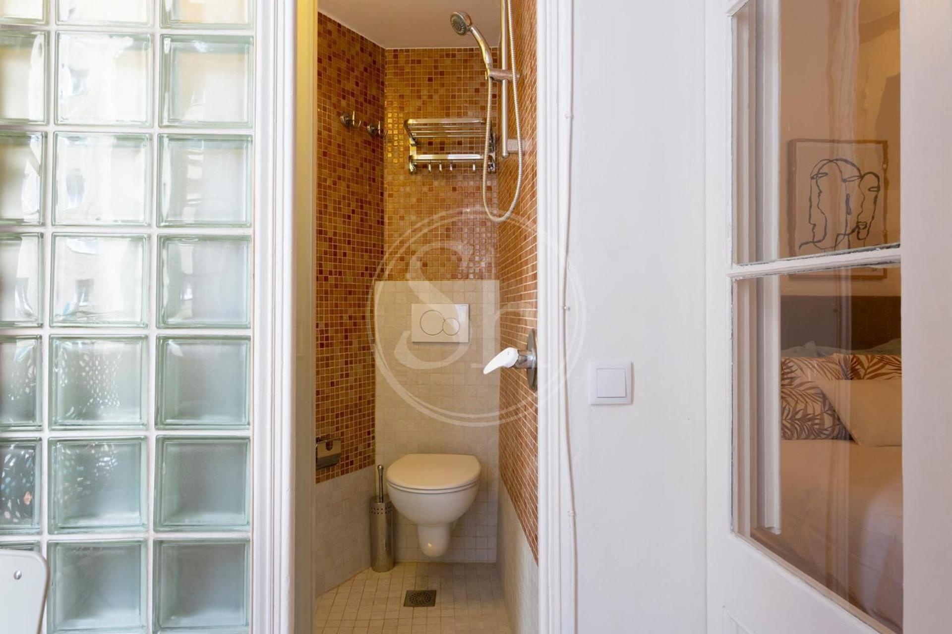 Apartamento Comodo Piso En Eixample Barcelona