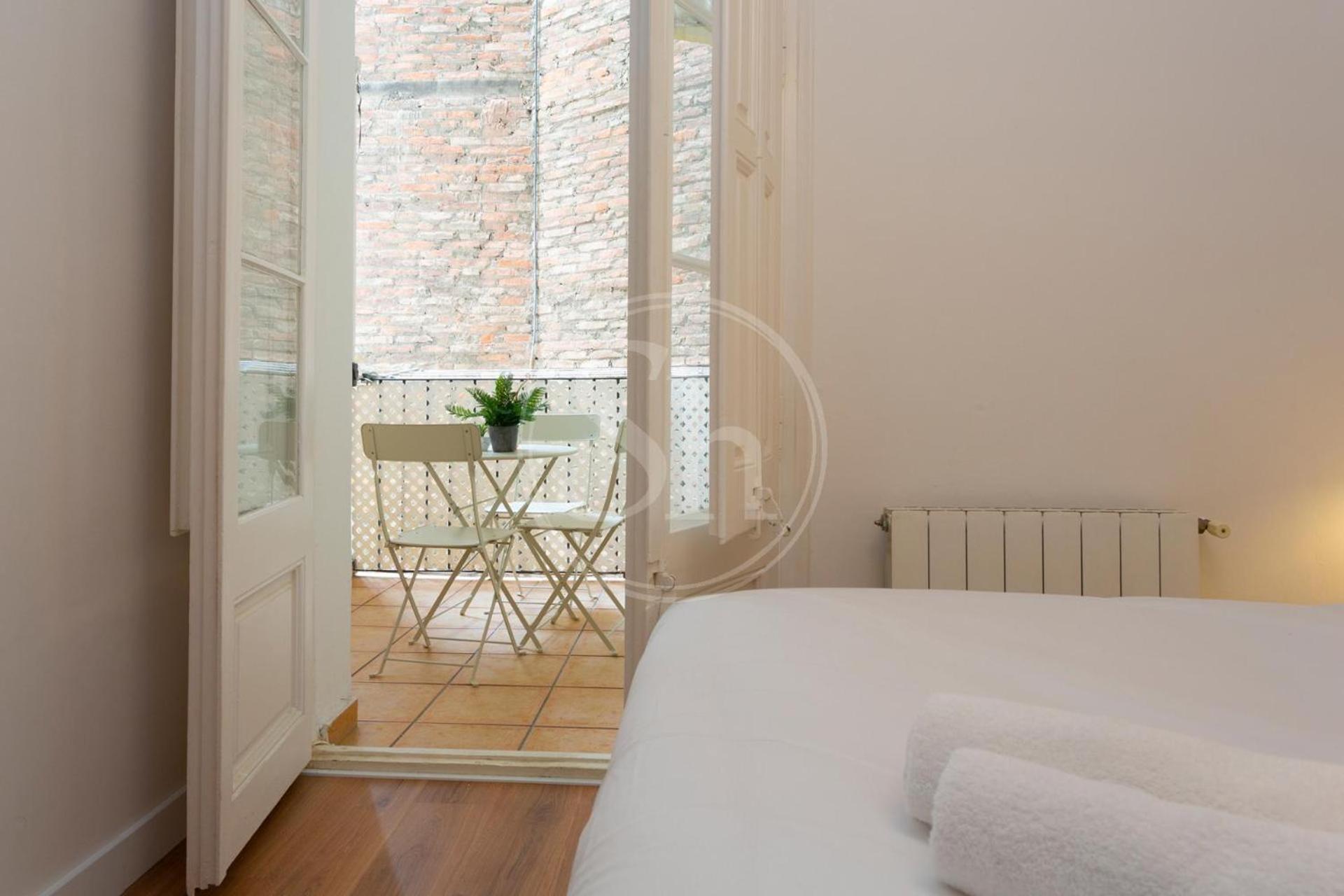 Comodo Piso En Eixample Apartamento