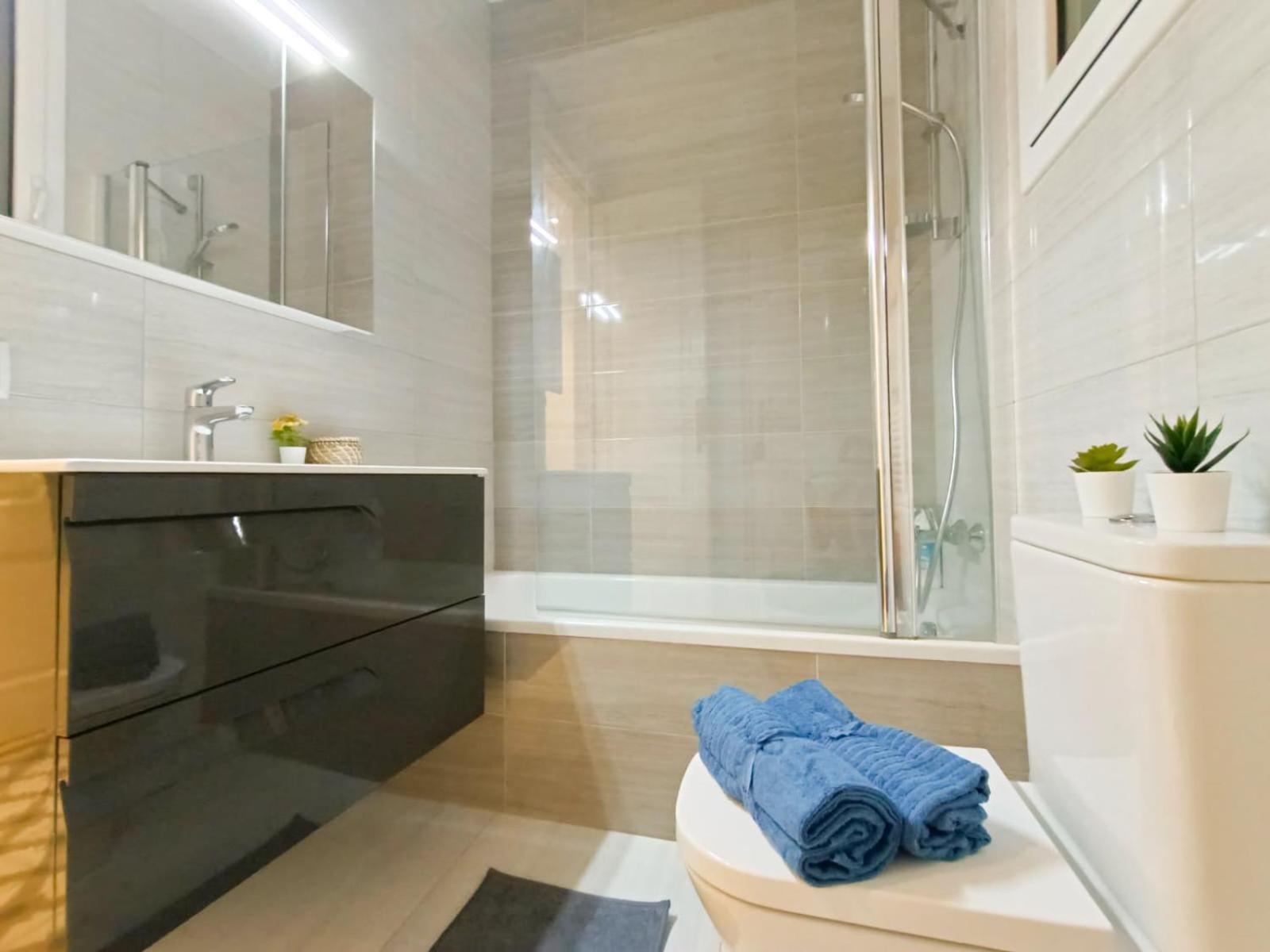 Private Next Liceu Hostal *