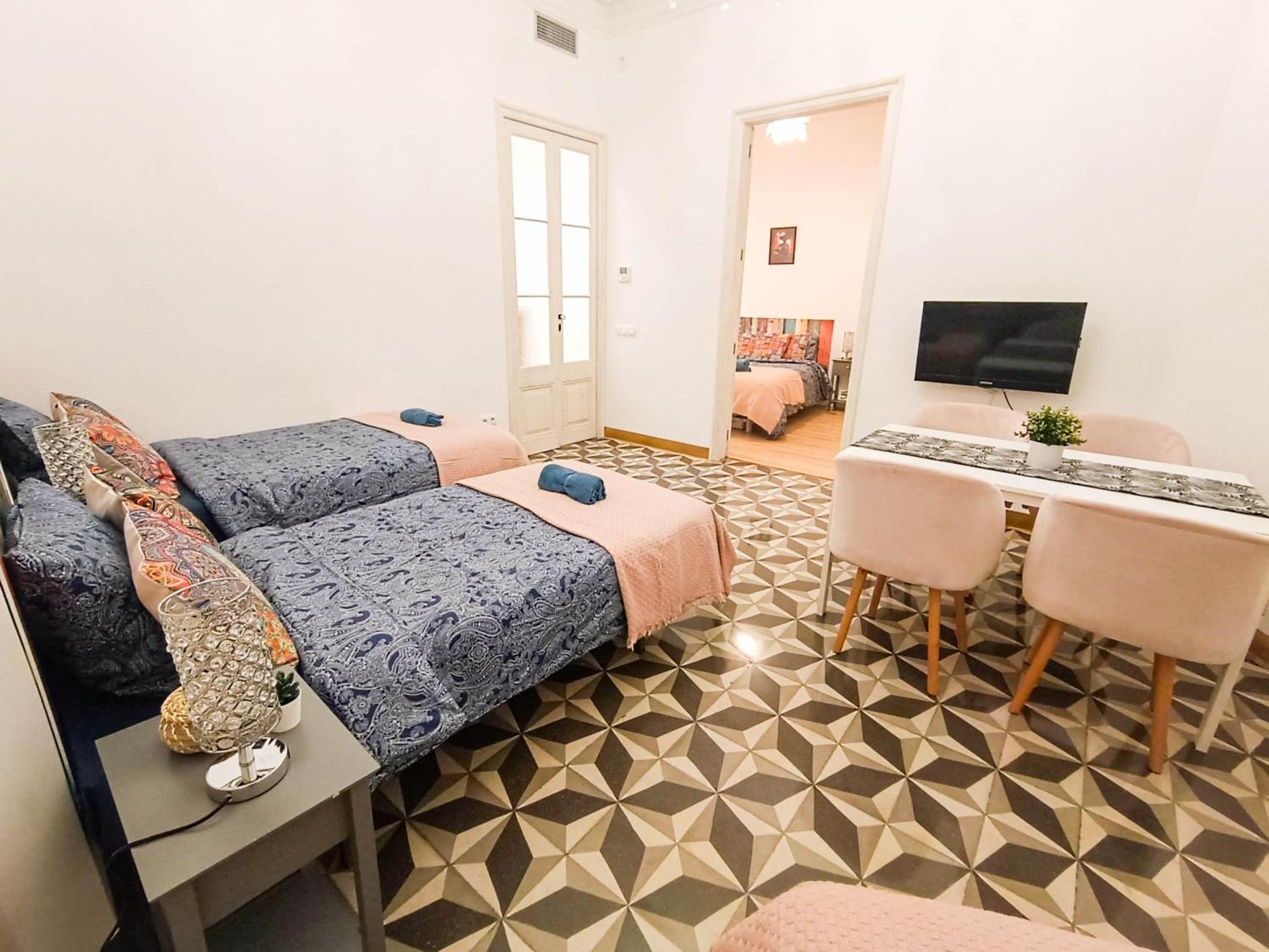 Private Next Liceu Hostal *