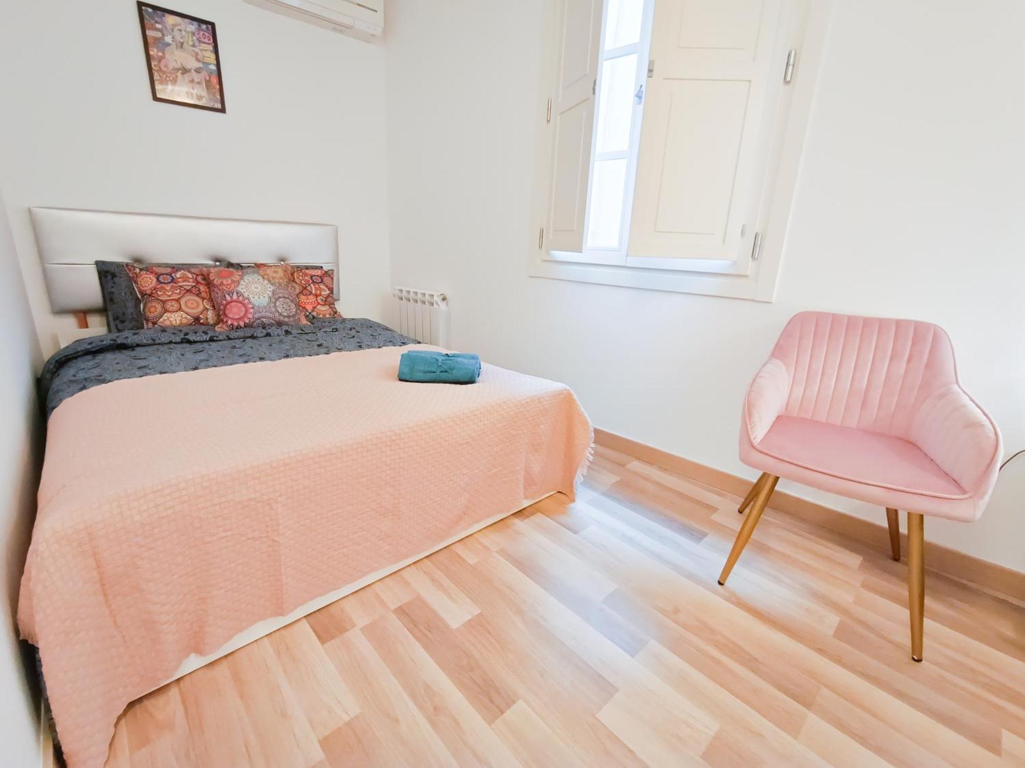 Private By La Rambla Hostal