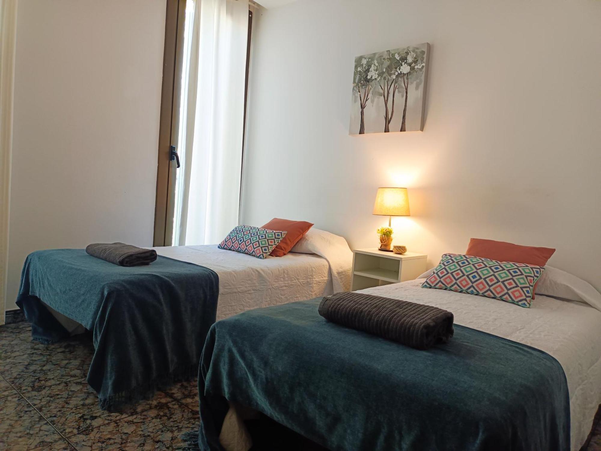 Private At Plaza Urquinaona Hostel Barcelona