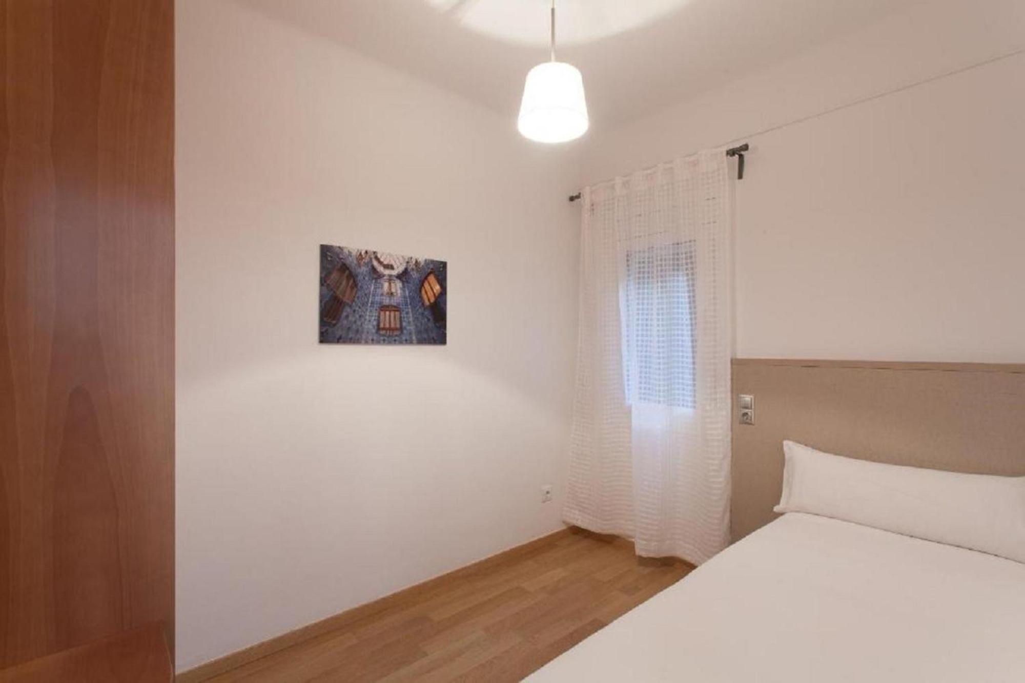 Ola Living Sagrada Familia *
