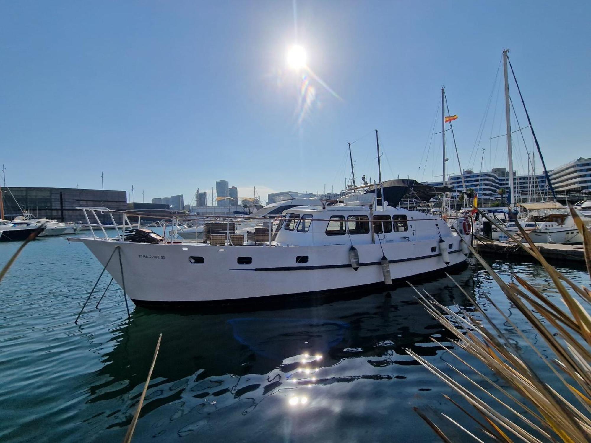 Classic Boat * Barcelona