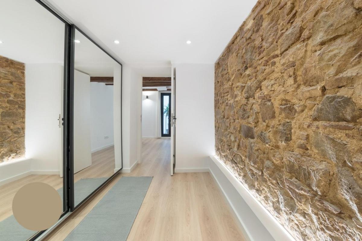 Central Lux With Private Bath
