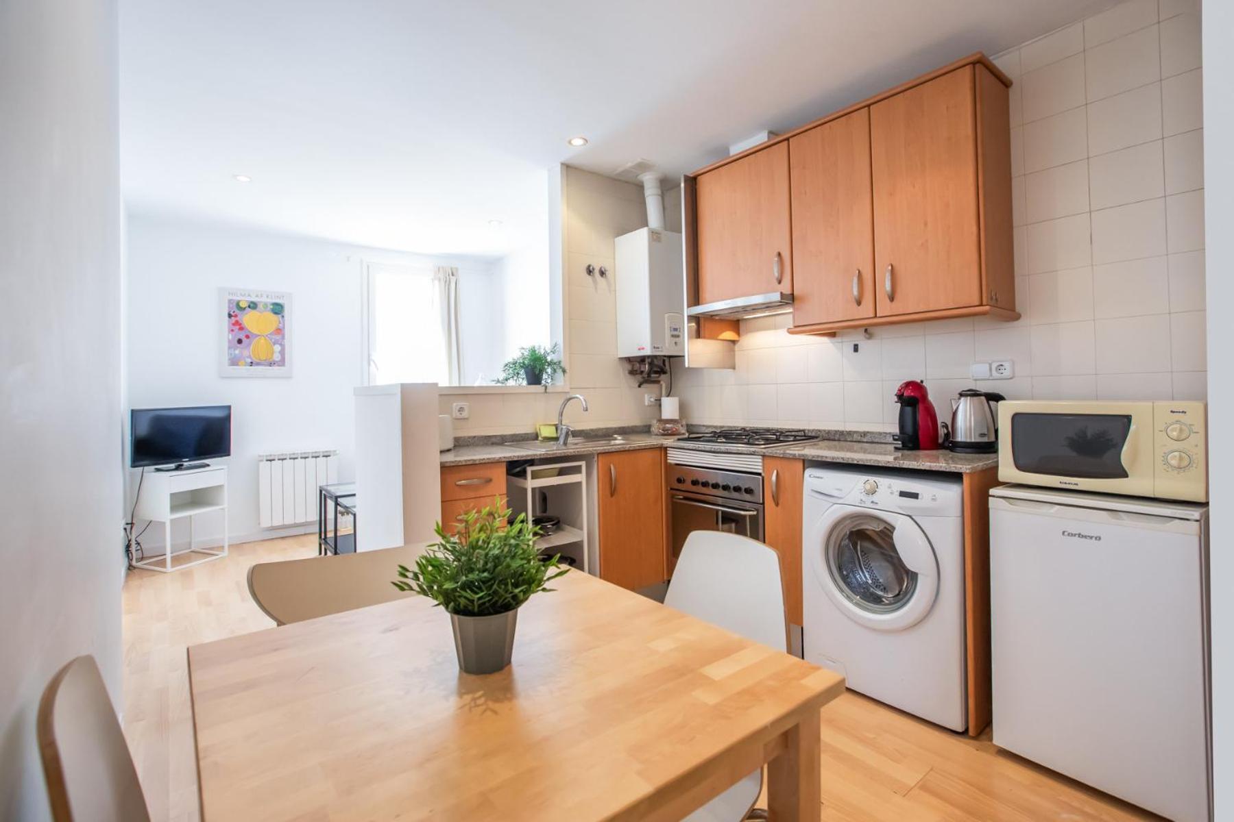 23ptbg1090 - Beautiful 2br Near Sants Apartamento Barcelona