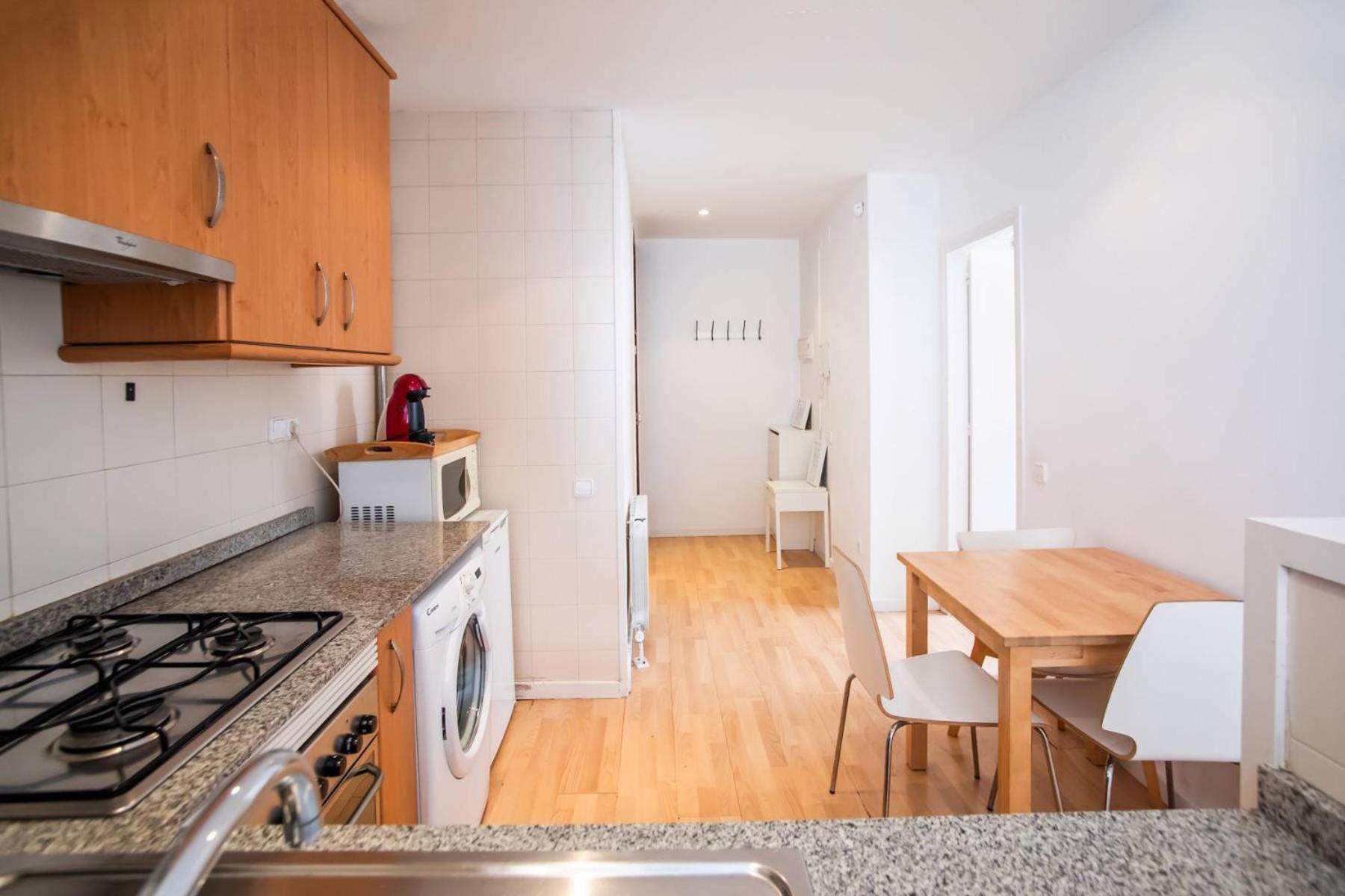23ptbg1090 - Beautiful 2br Near Sants Barcelona