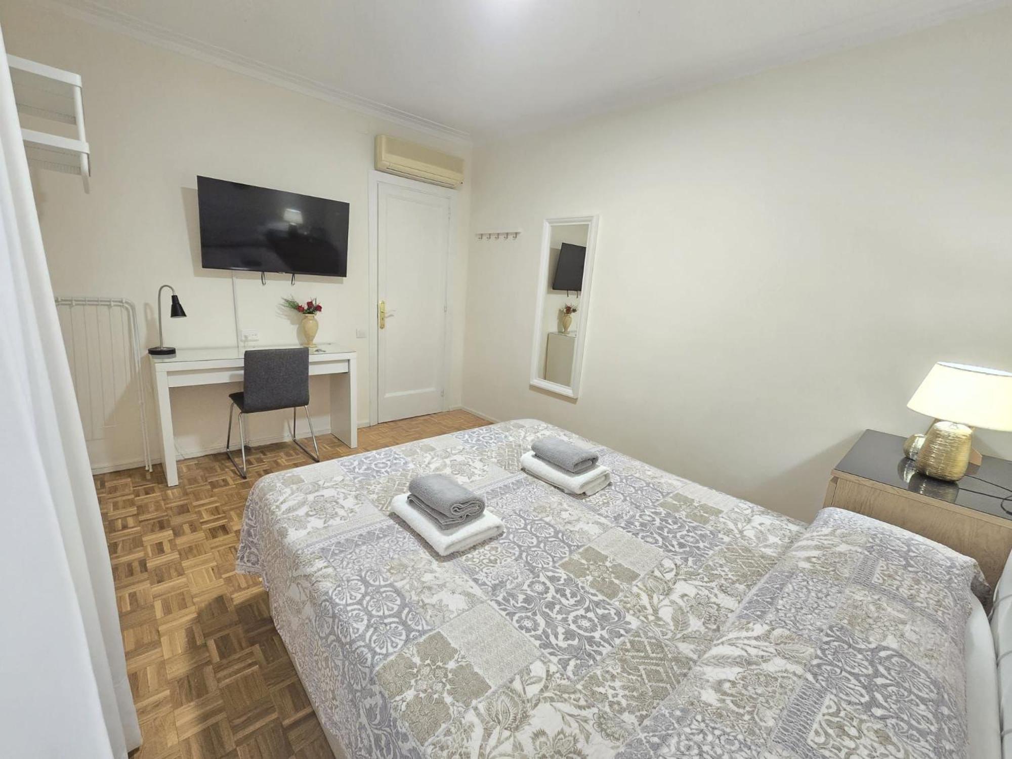Bed and breakfast Villaroel *