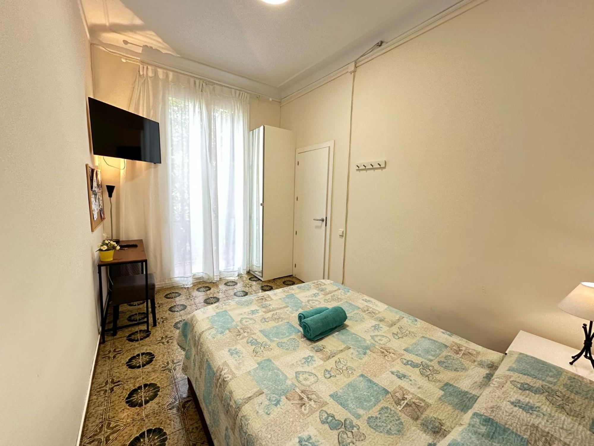 Apartamiento Diputacion 3*