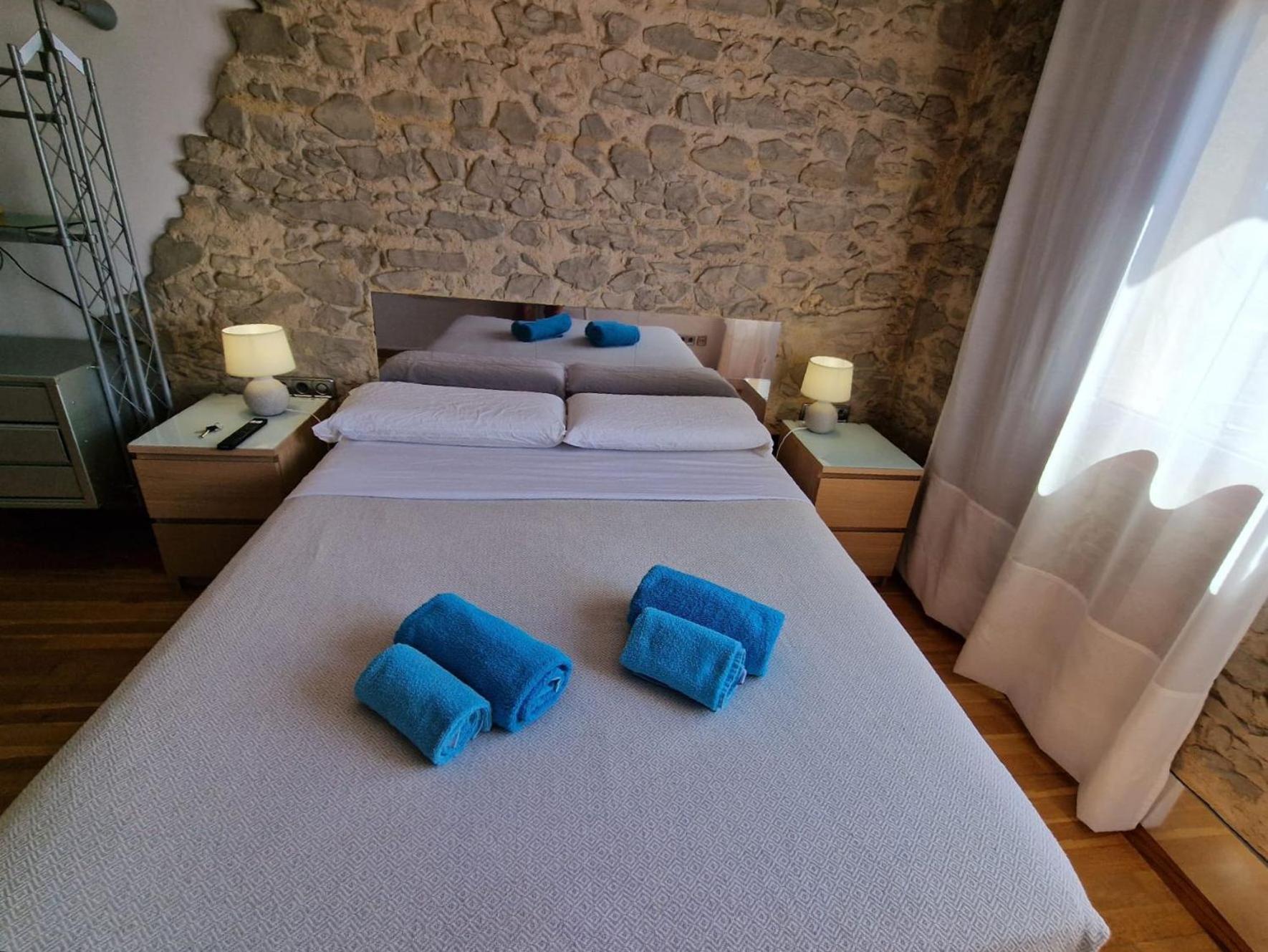 Aribau Bed & Breakfast *