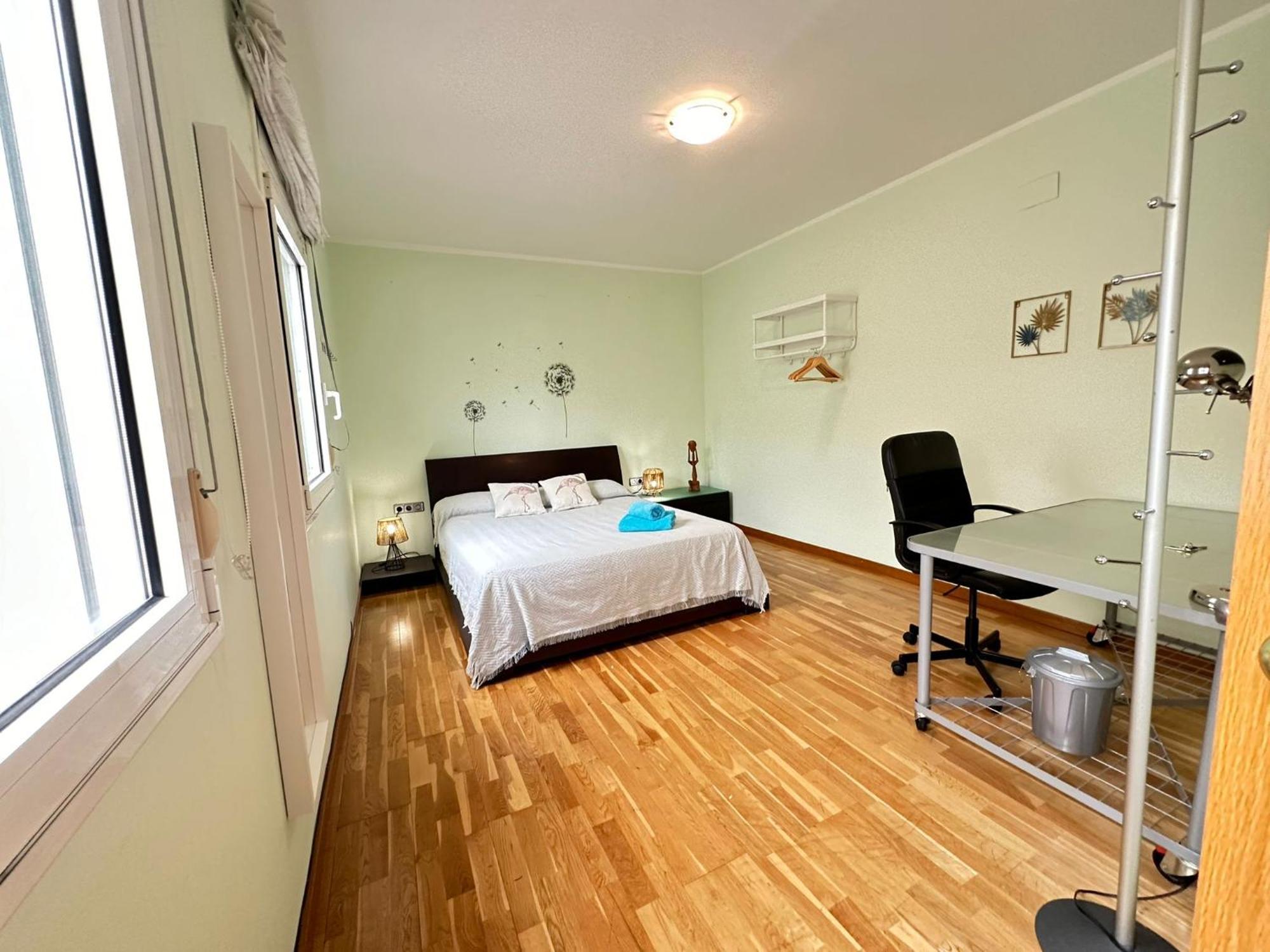 Aribau Bed & Breakfast