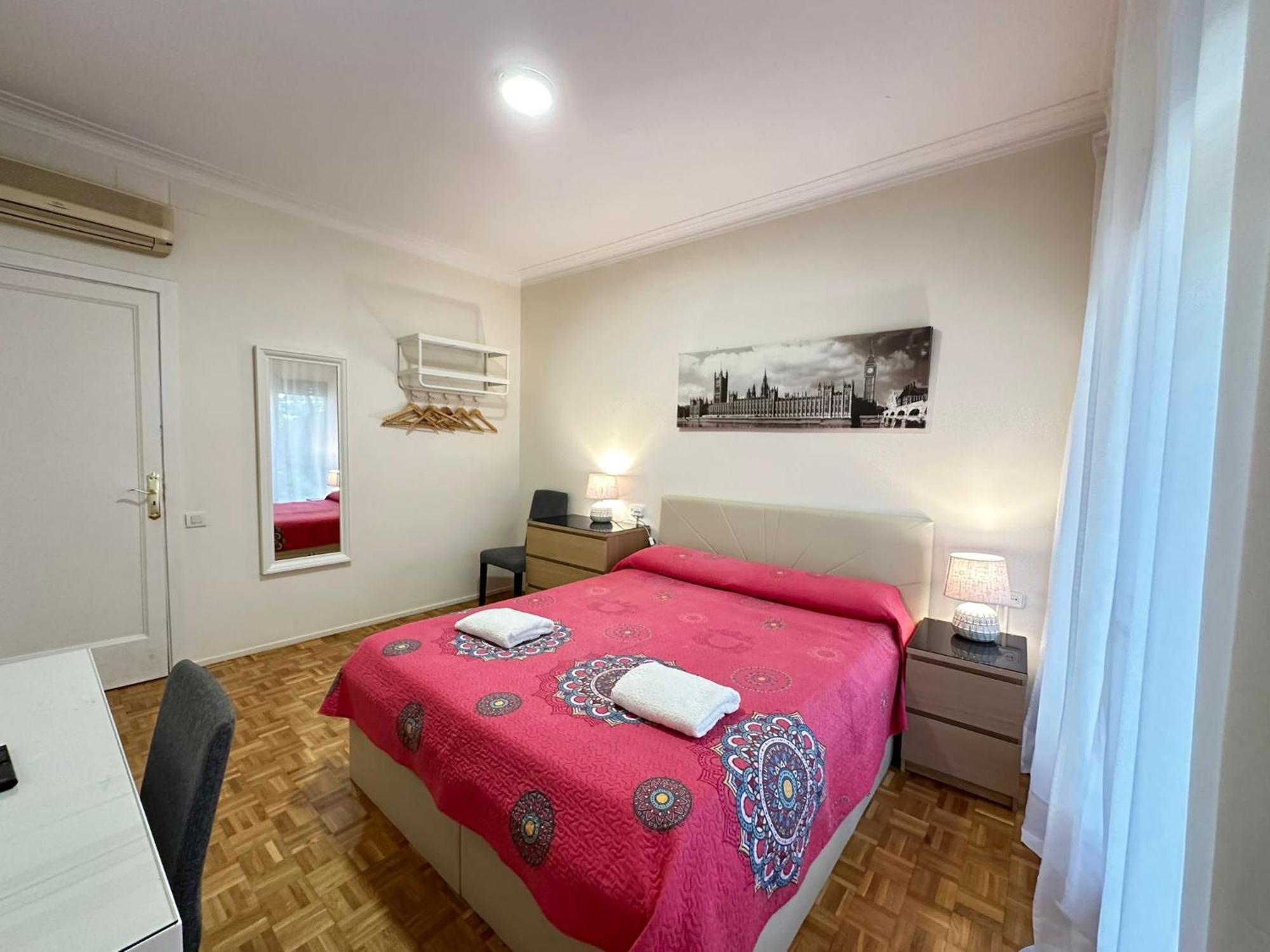 Bed and breakfast Villaroel Barcelona