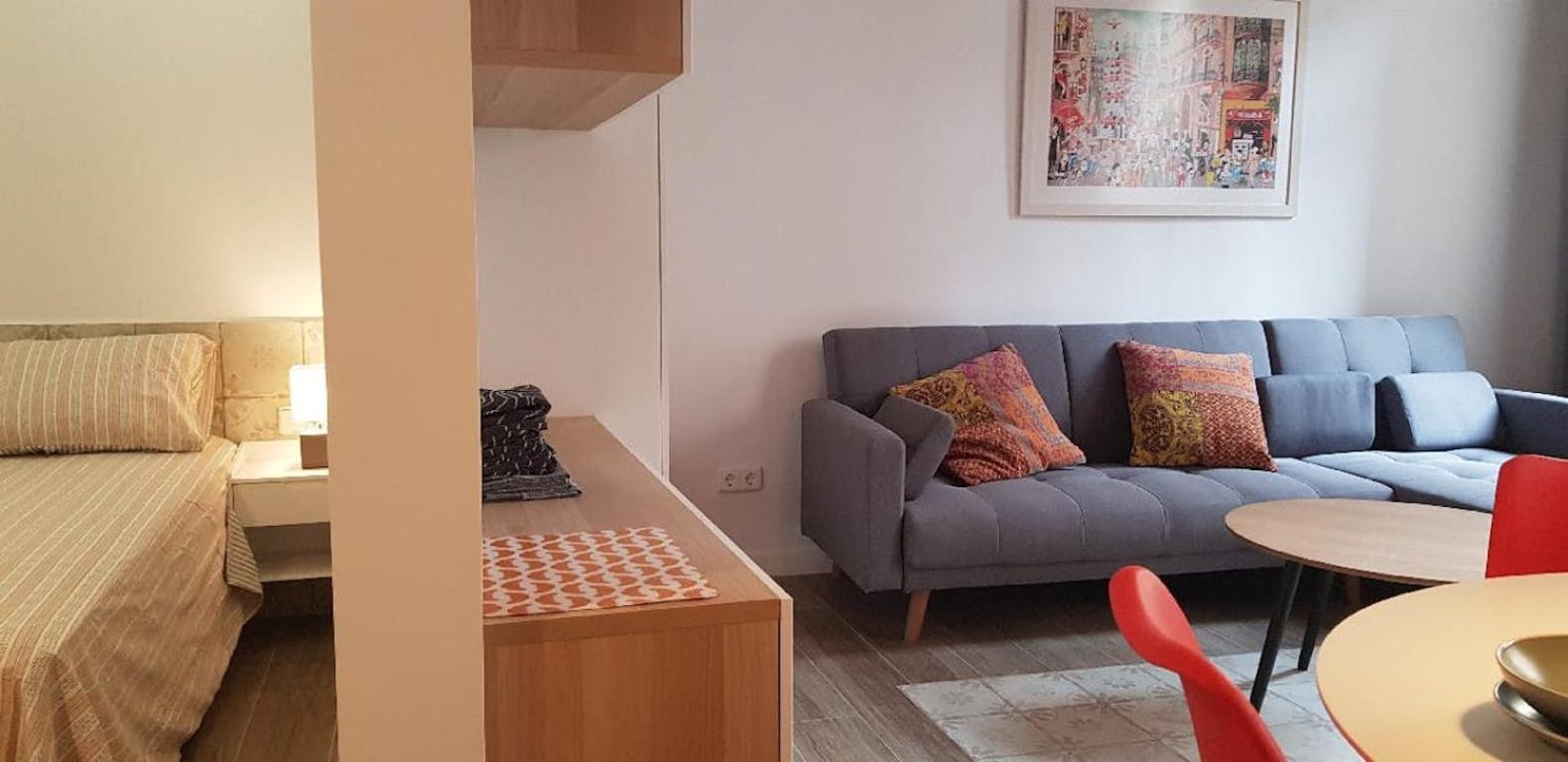 Sant Antoni 4 - Downtown Barcelona. Modern Apartamento