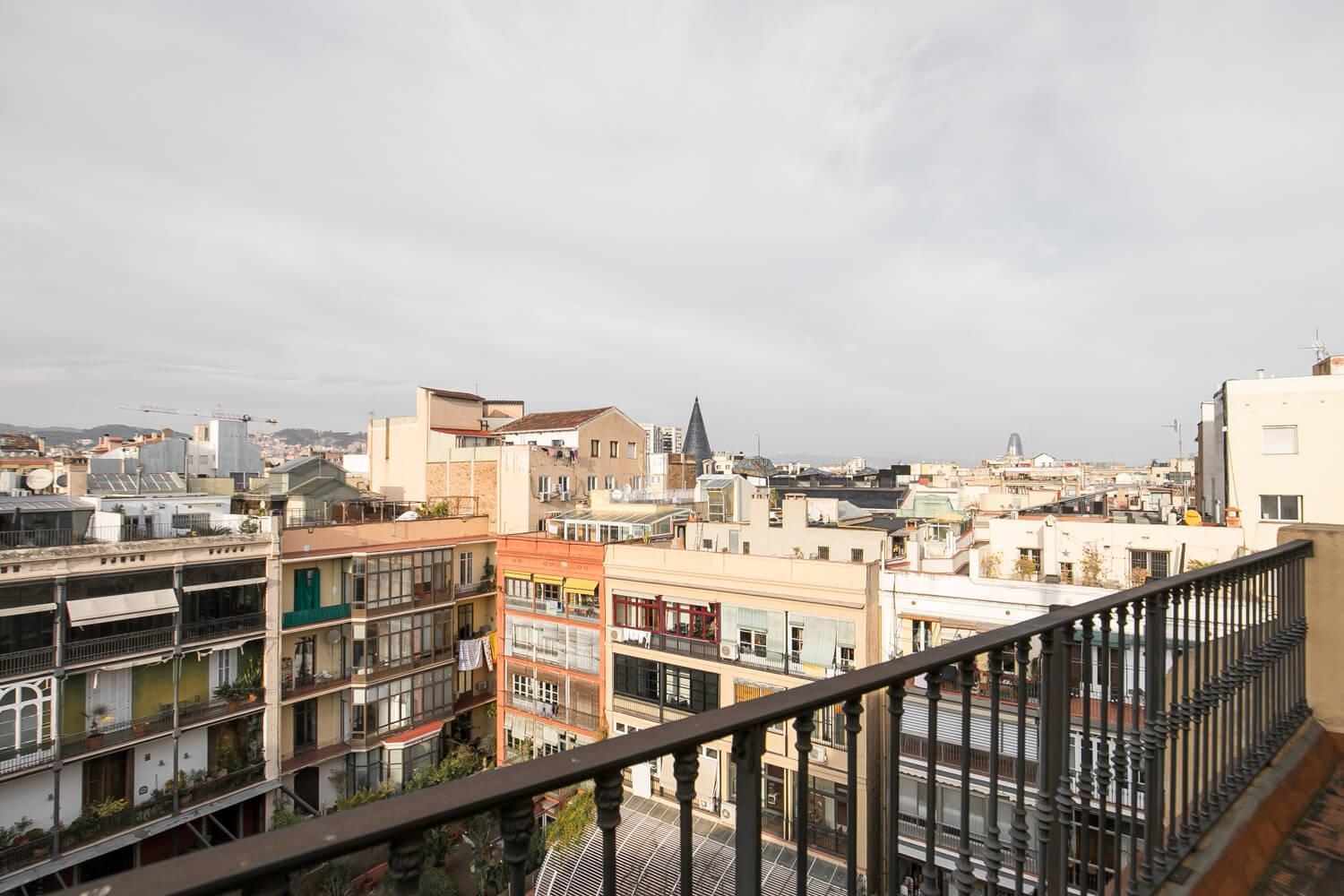 Atico Con Terraza En El Corazon De