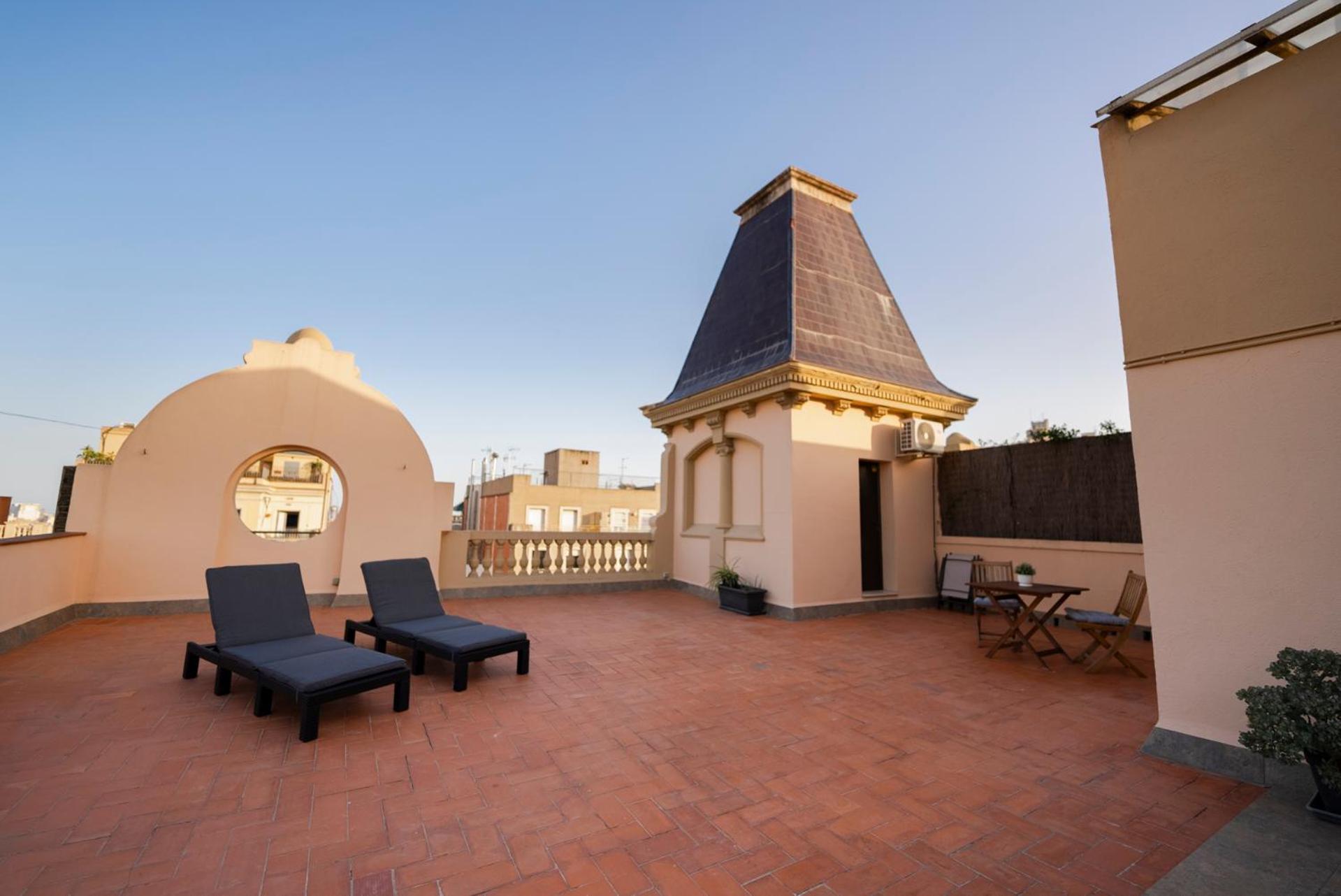 Atico Con Terraza En El Corazon De * Barcelona