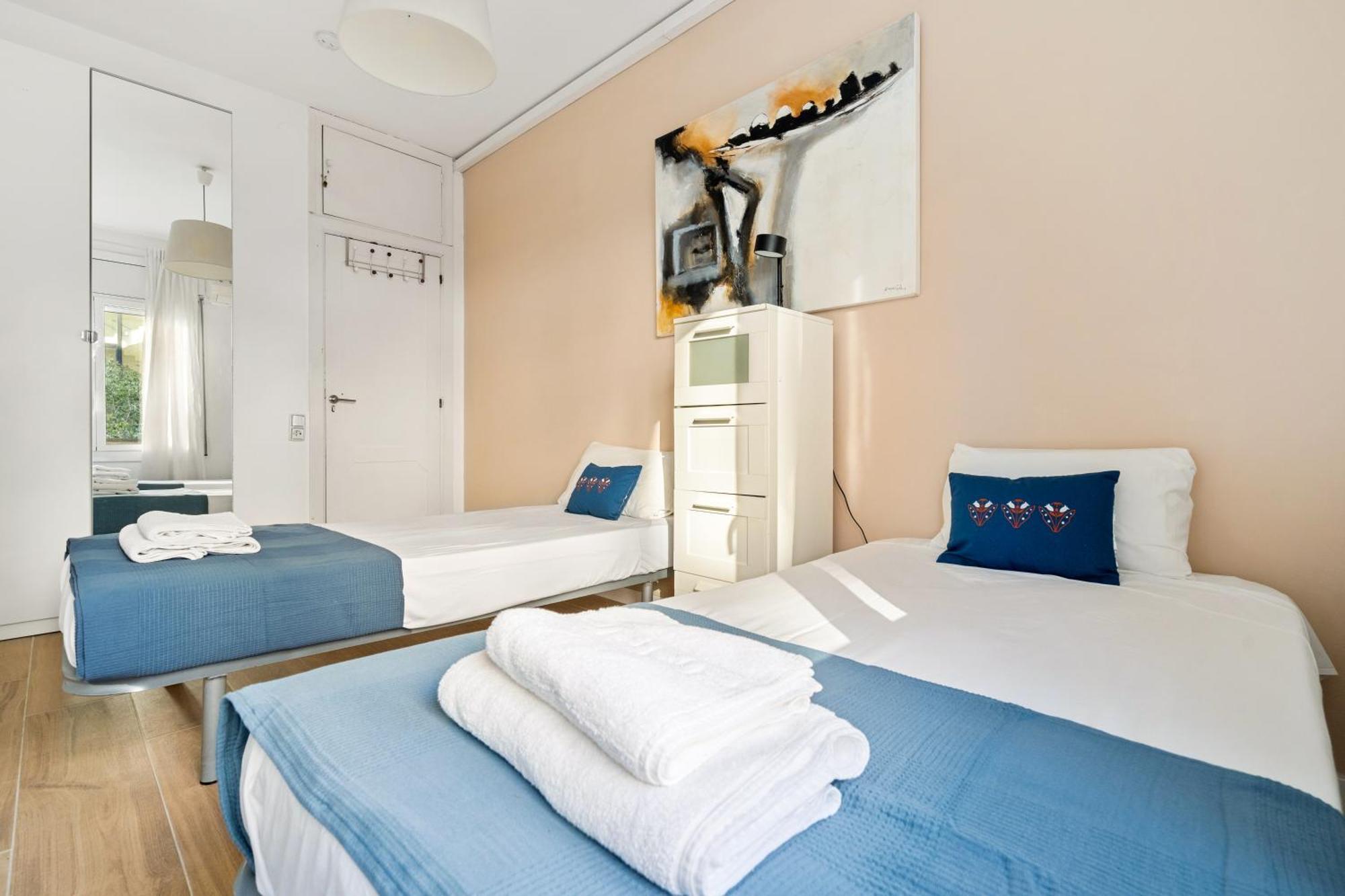Fridays Flats Spacious 4br Family Retreat Apartamento Barcelona