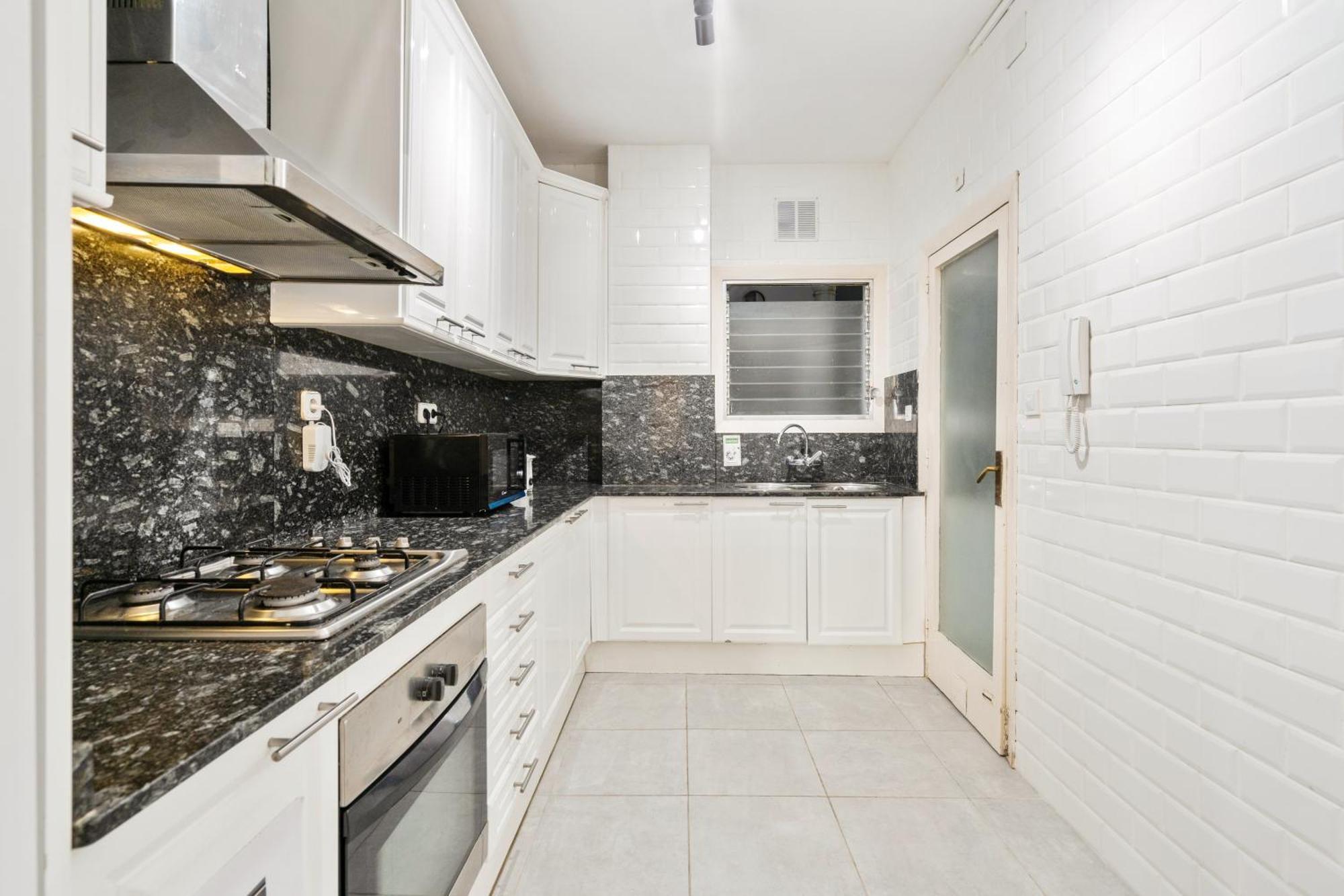 Apartamento Fridays Flats Spacious 4br Family Retreat Barcelona