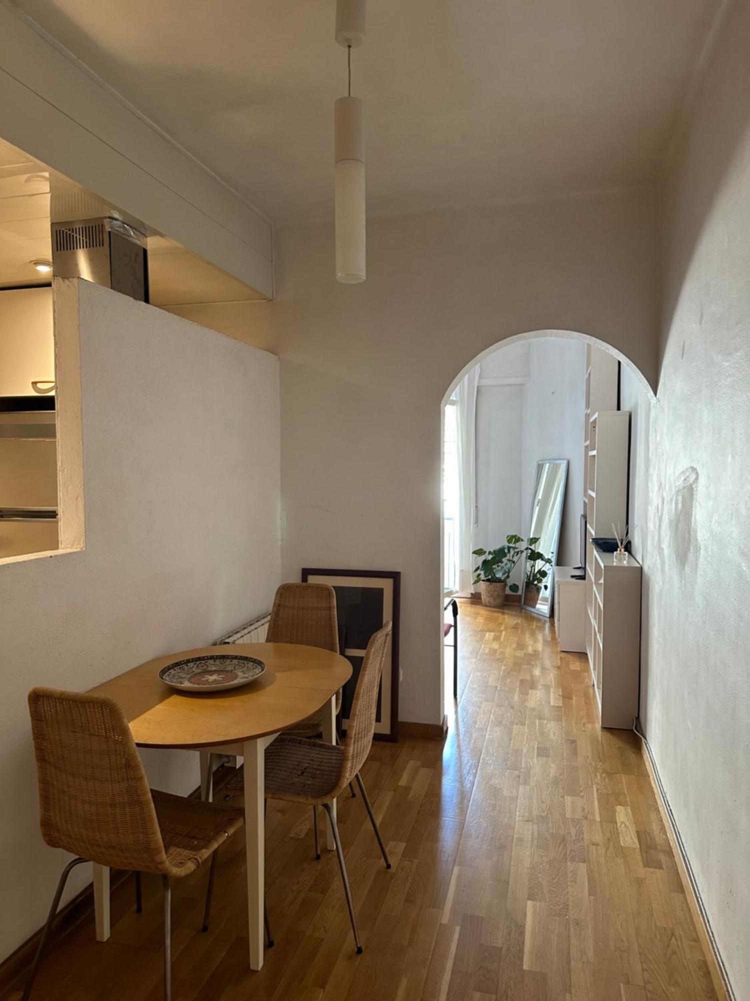 Apartamento In Spacious In City Center