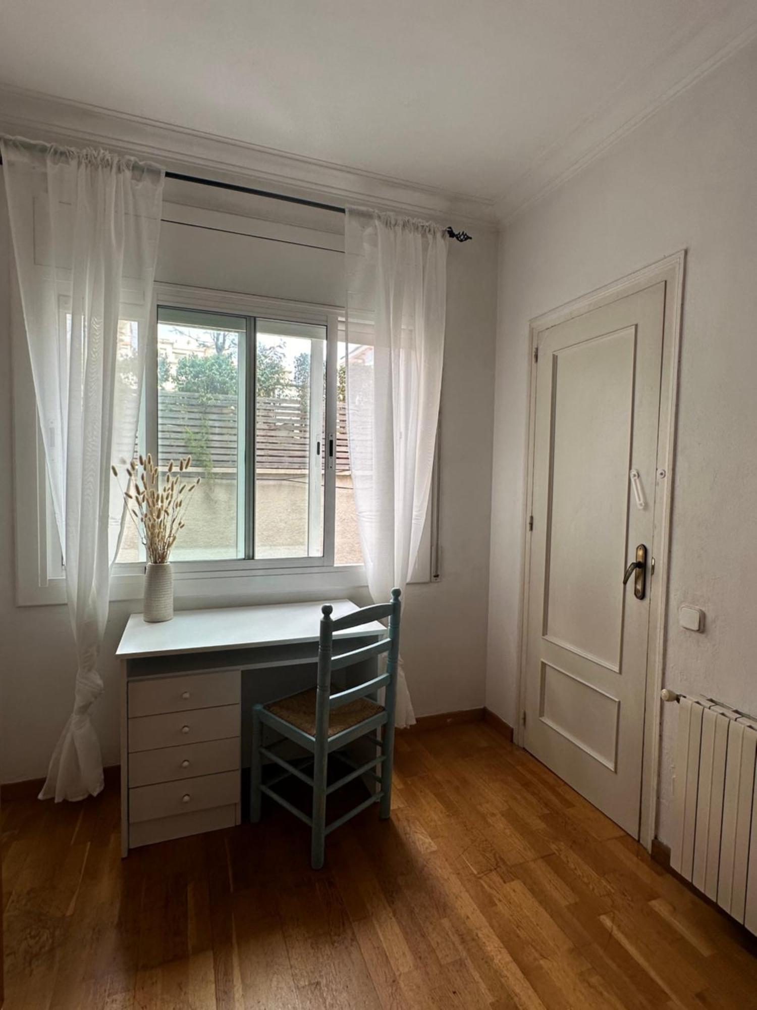 In Spacious In City Center Barcelona
