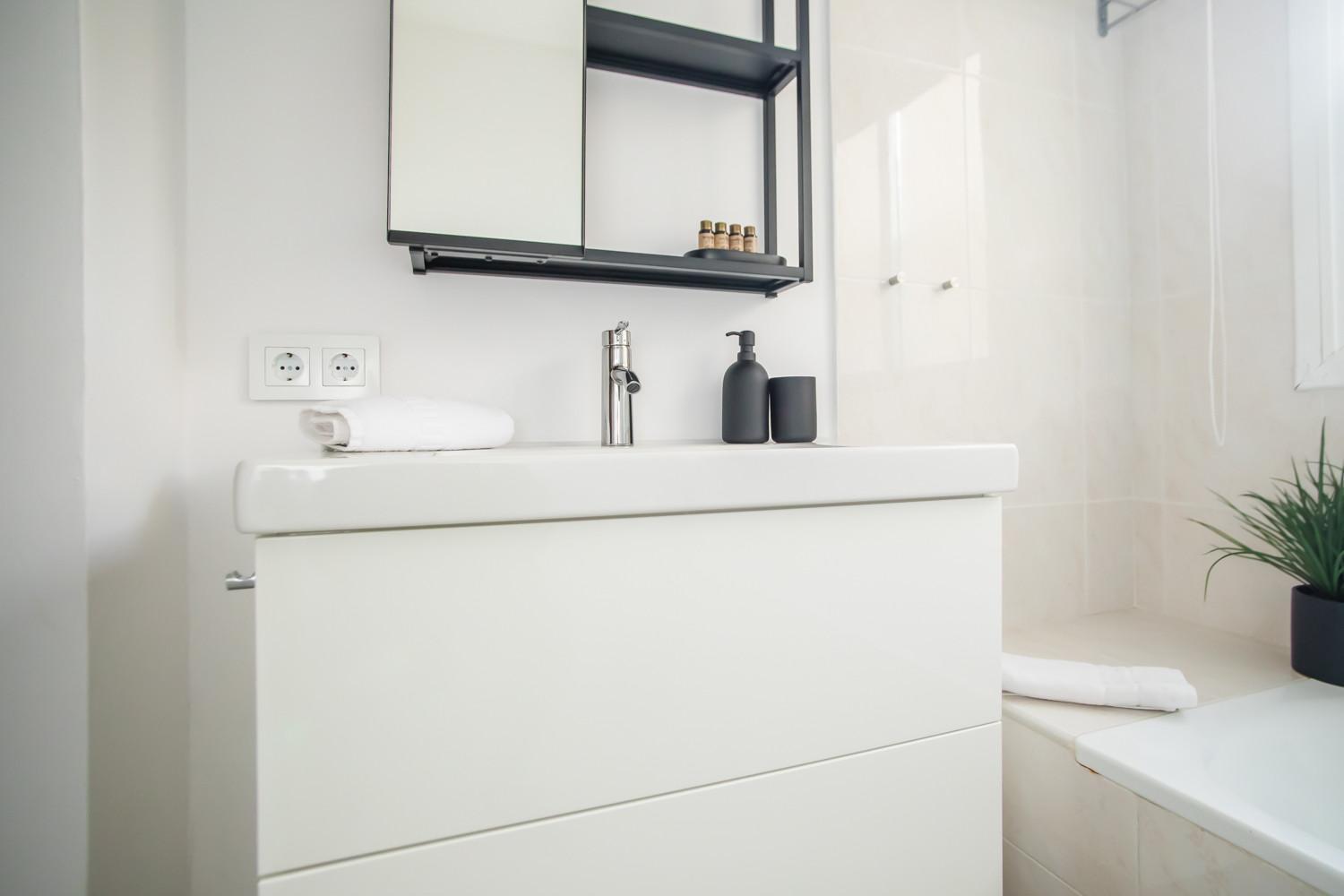 Apartamento 12crc1038 - Big & Cozy 2bed In The *