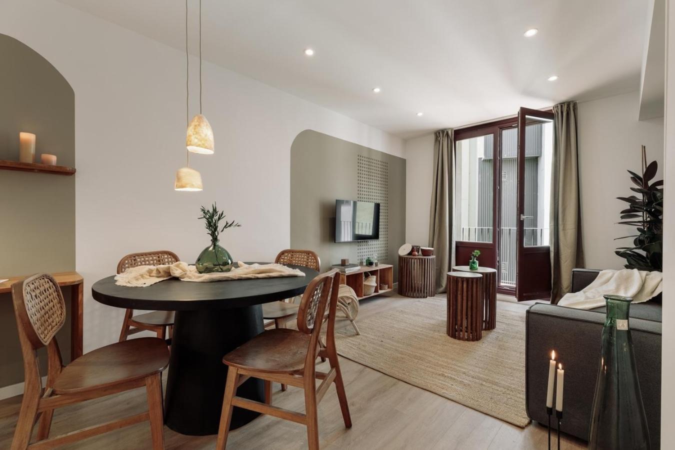 Eboli - 3 Bedrooms, Balcony And Terrace In Ciutat Vella Apartamento Barcelona