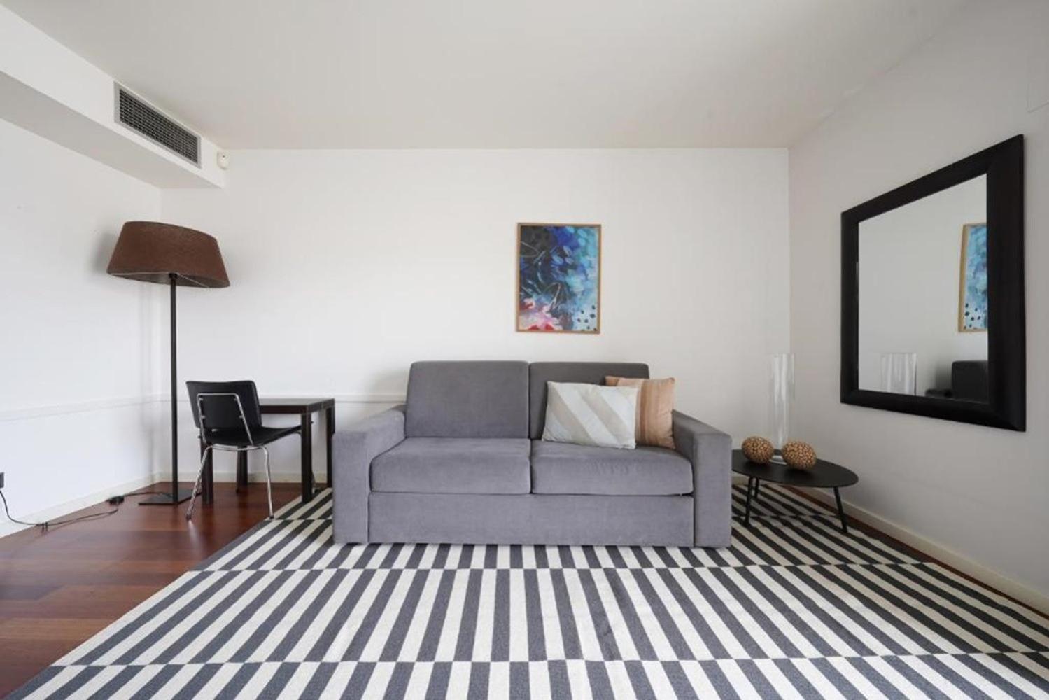 Ola Living Plaza Catalunya Apartment Barcelona
