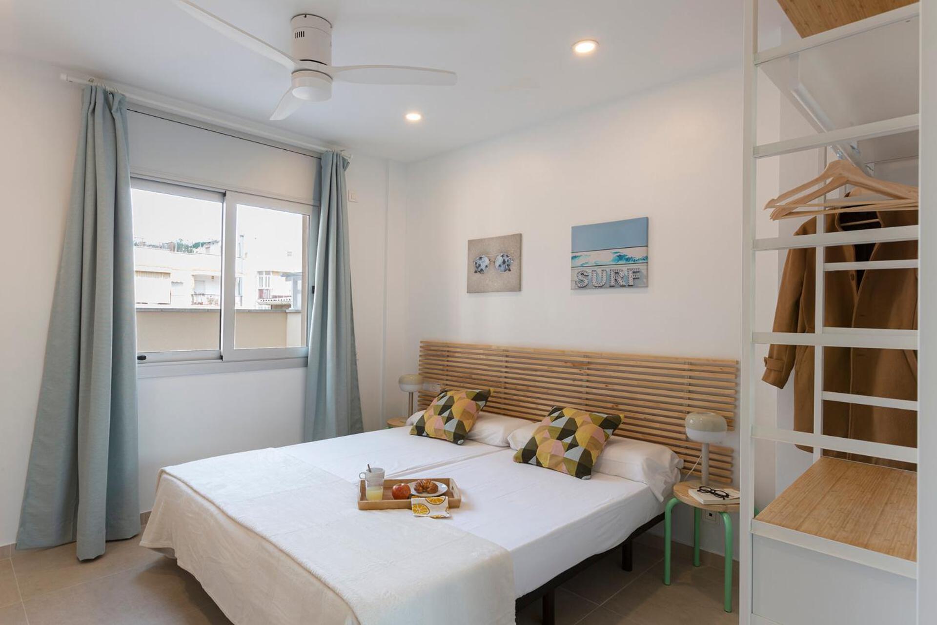 4235 - Ab Santa Coloma Iii Apartamento Barcelona