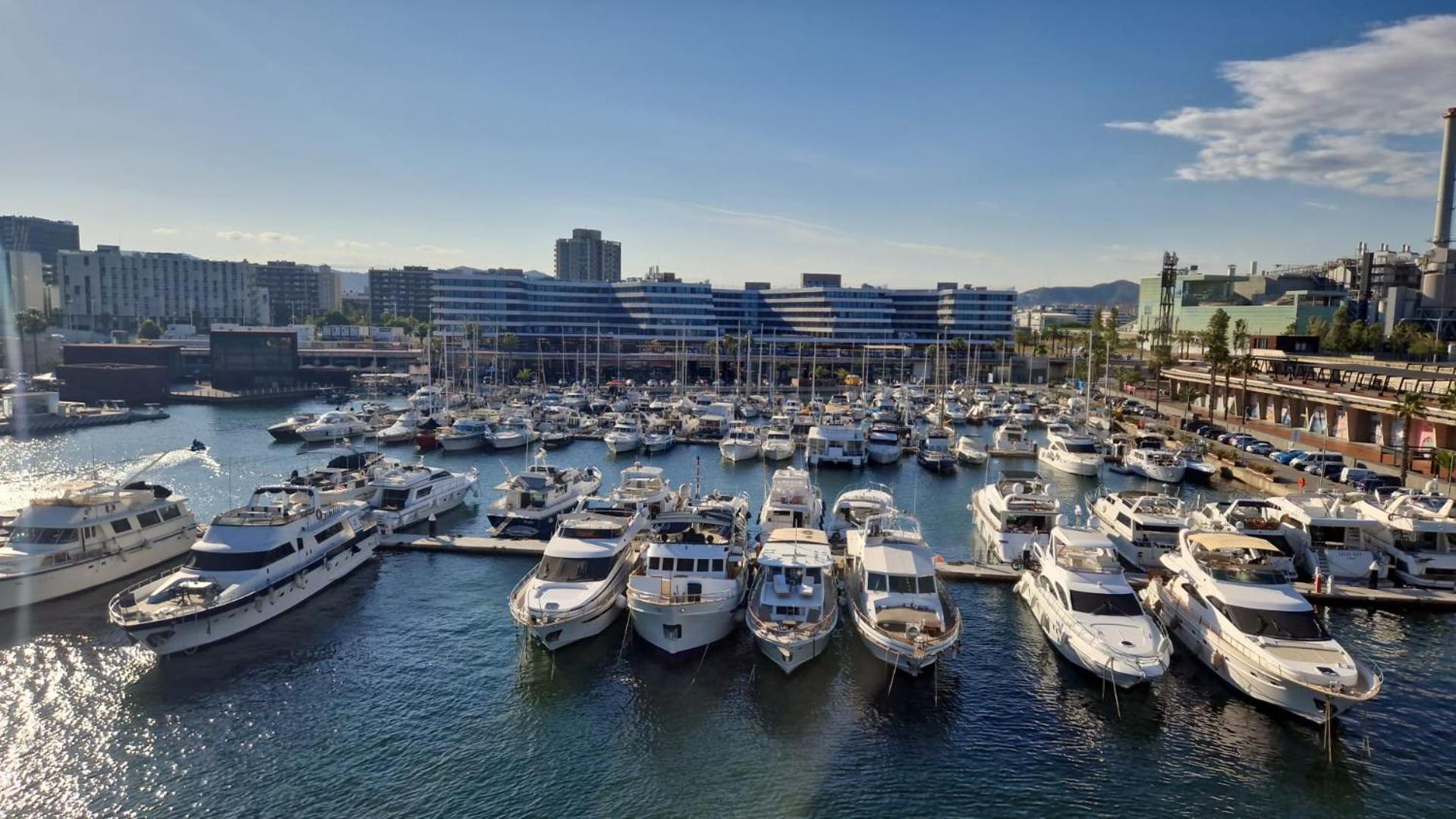 Yate En Port Forum Botel
