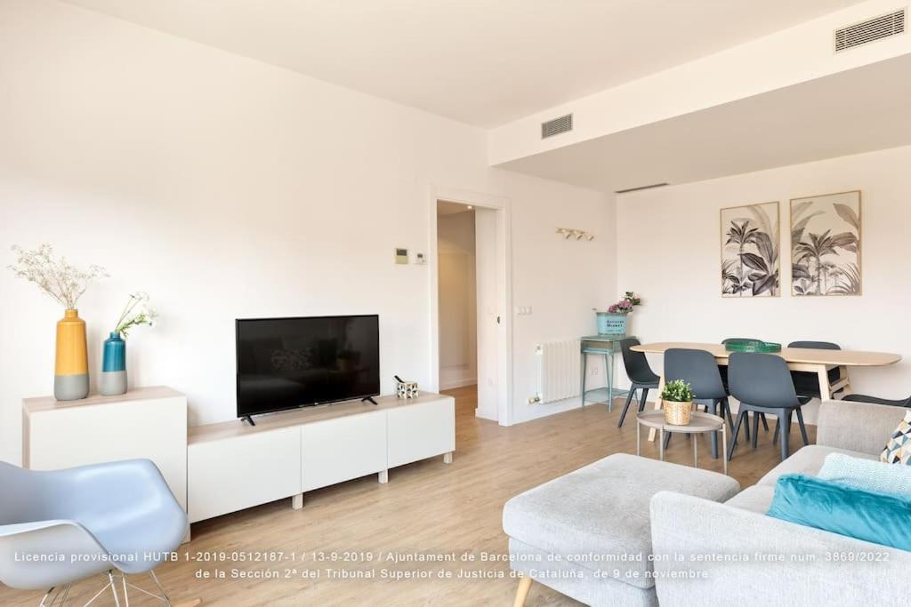 Close , Sagrada & Center Apartamento *