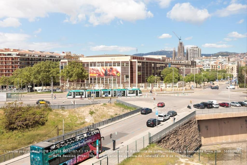 Close , Sagrada & Center Apartamento *