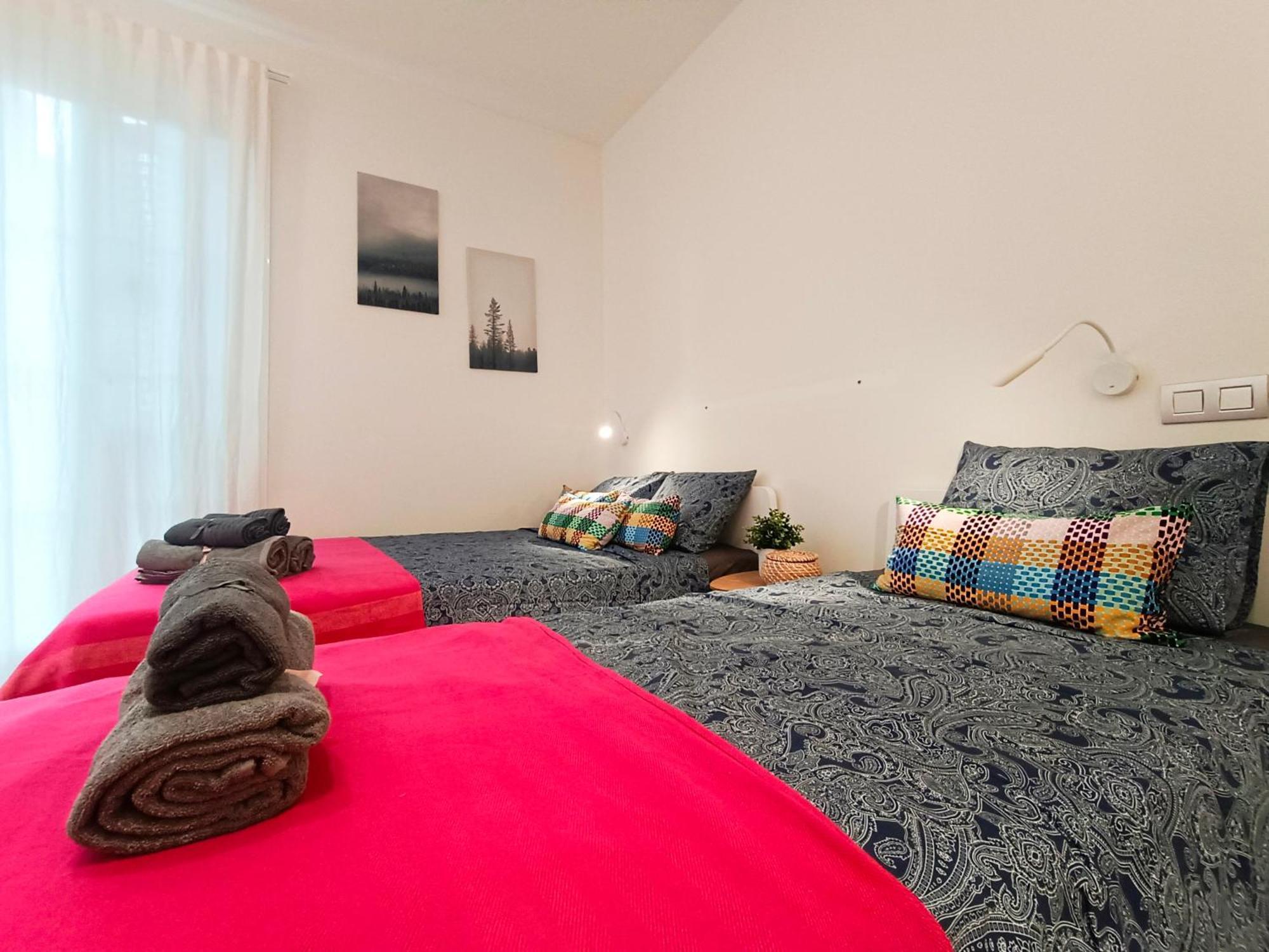 Hostal Oasis - By Ronda Universidad