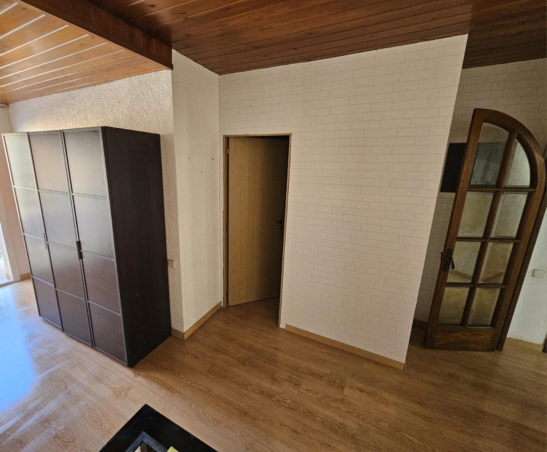 Sagrera Nino House Capsule hotel