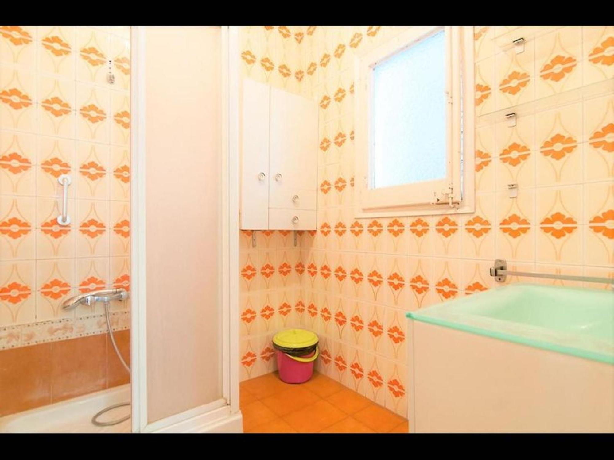 Private Room With 200M2 Sunny Terrace 8 Pensión *