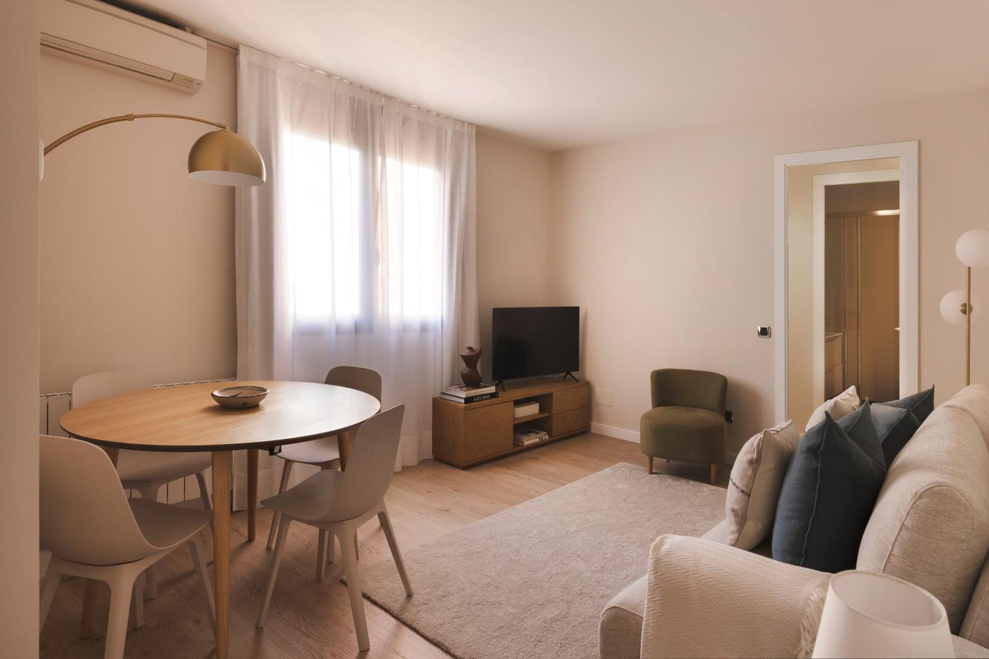 C211 Apartment