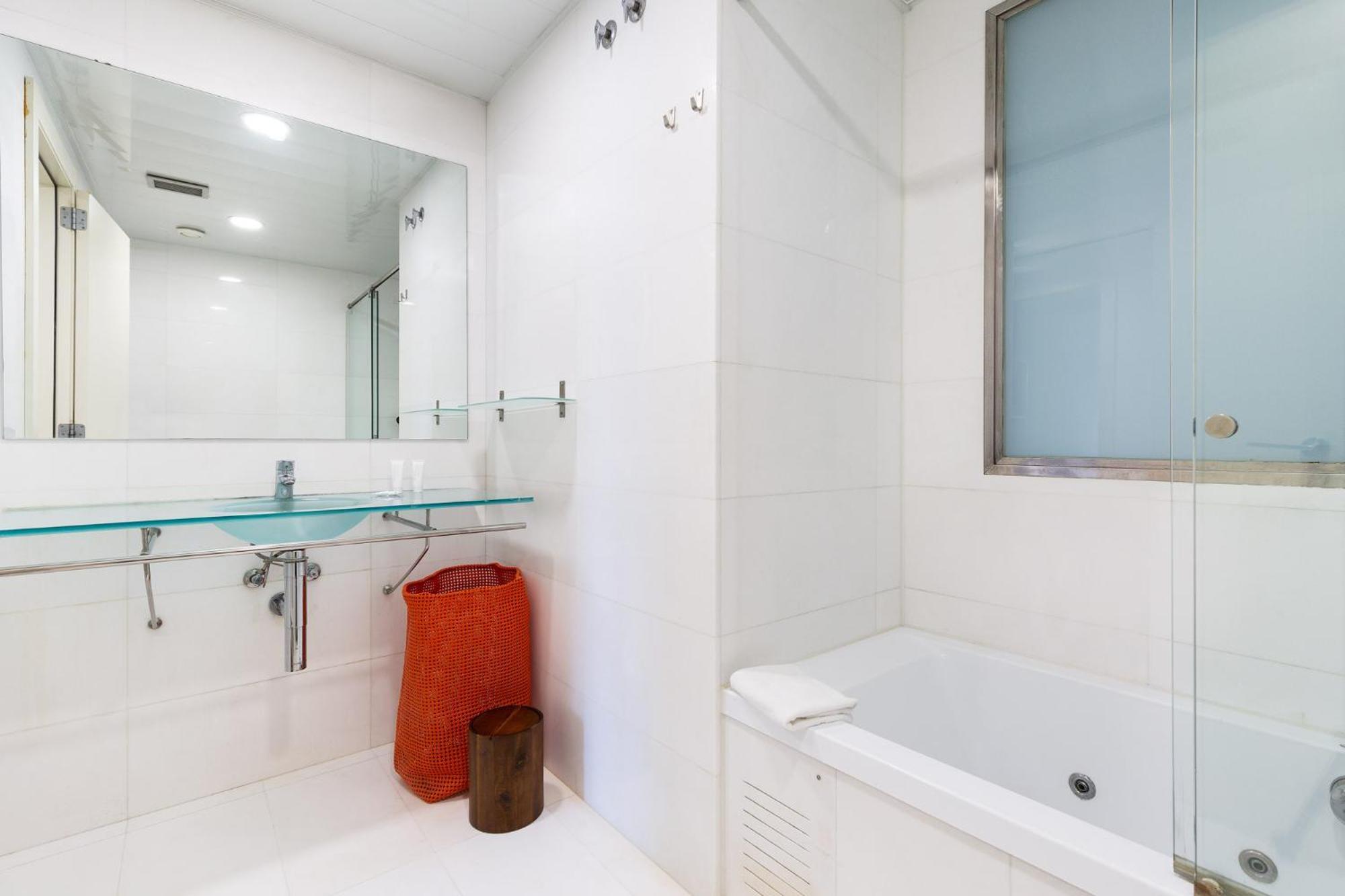 Ola Living Plaza Catalunya *